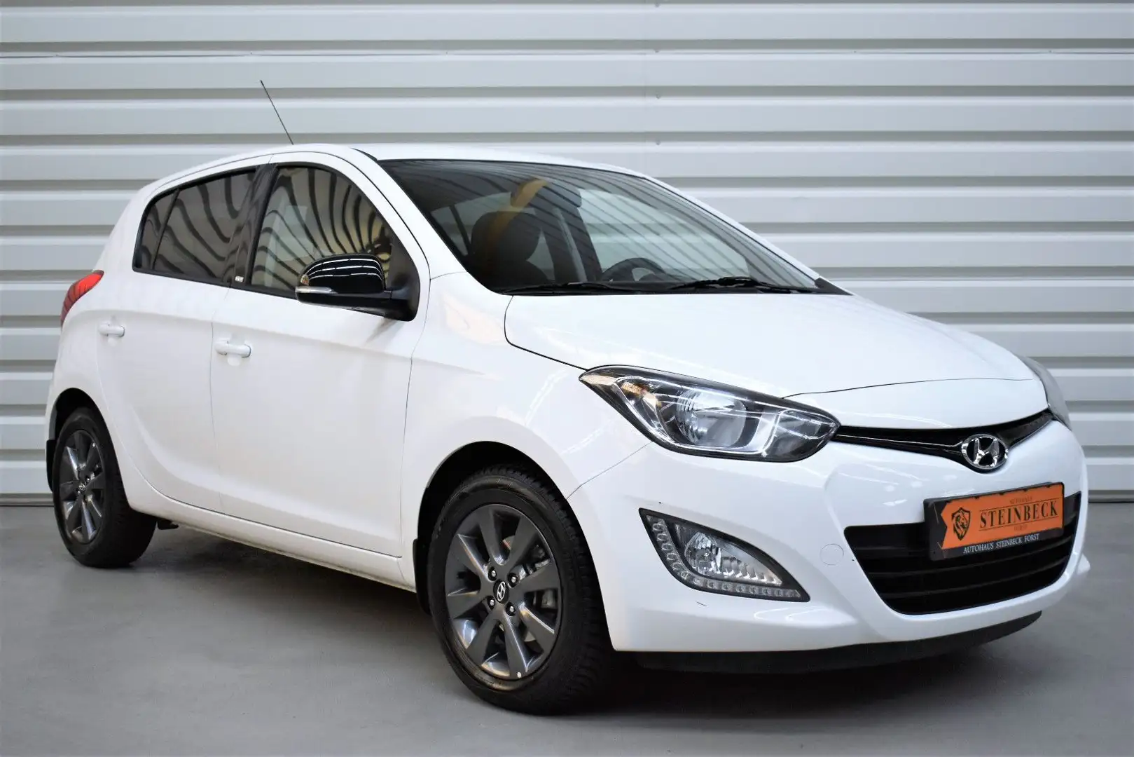 Hyundai i20 GO Edition+Klima+Bluetooth+Tempomat+44.200KM Weiß - 1