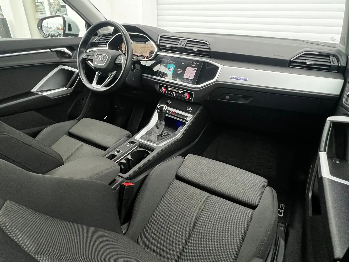 Audi Q3 40 TDI Quattro LED Virtual ACC STHZG SONOS Weiß - 2