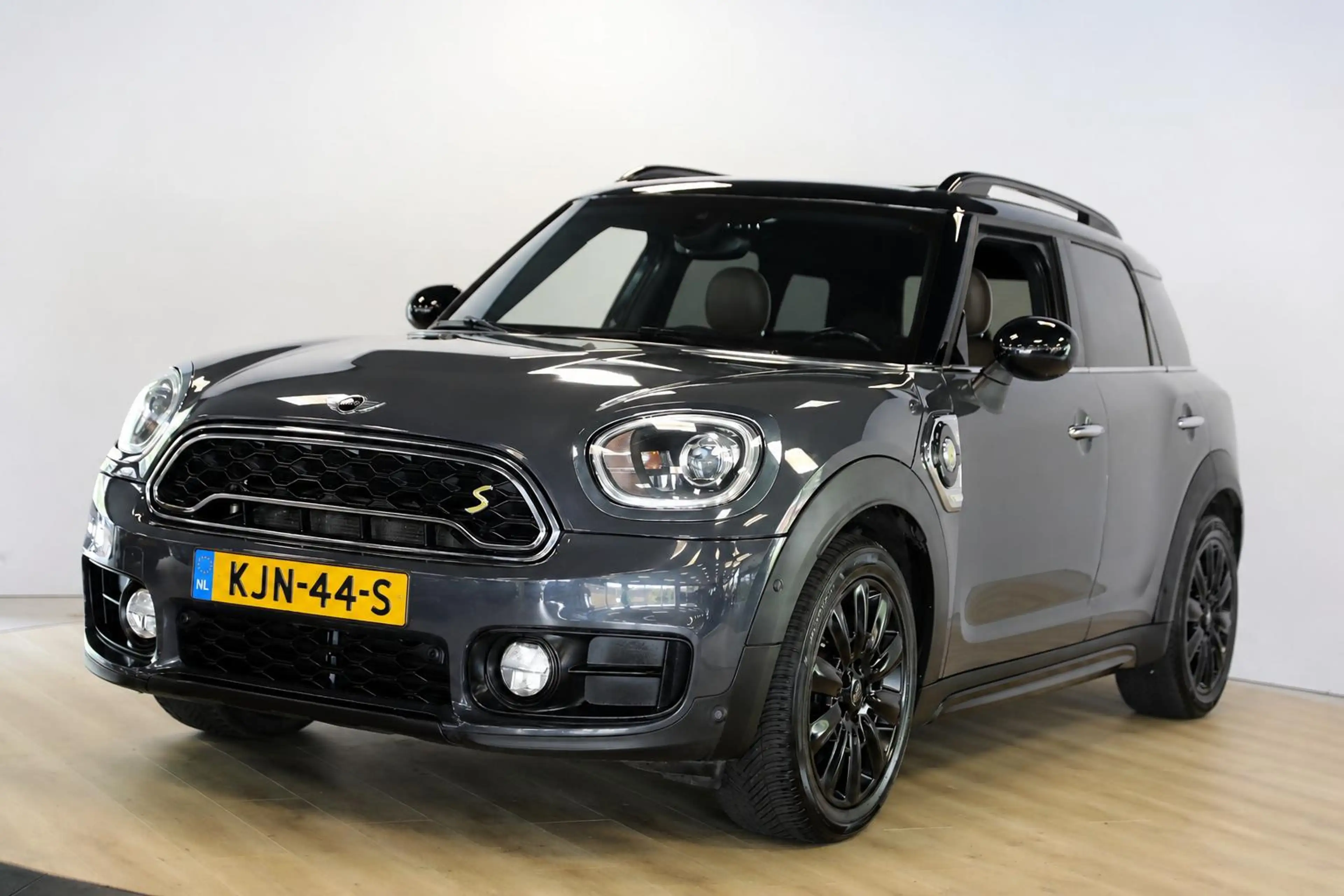 MINI Cooper SE Countryman 1.5 ALL4 Chili | Schuif- kanteldak | Leer | Cruise