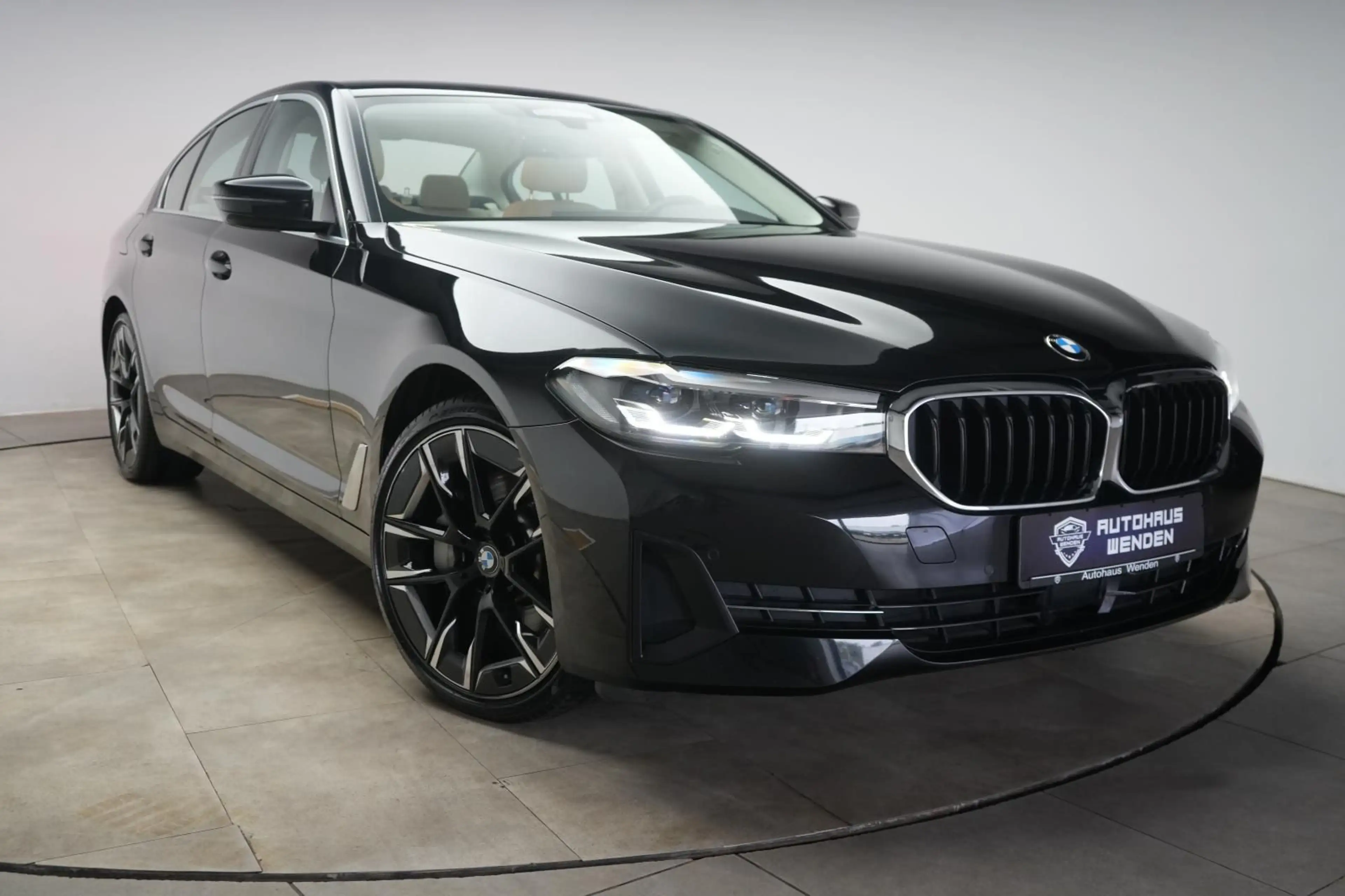 BMW 530 e M Sportlenkrad Leder/ACC/Virtual/CarPlay/ — photo 2