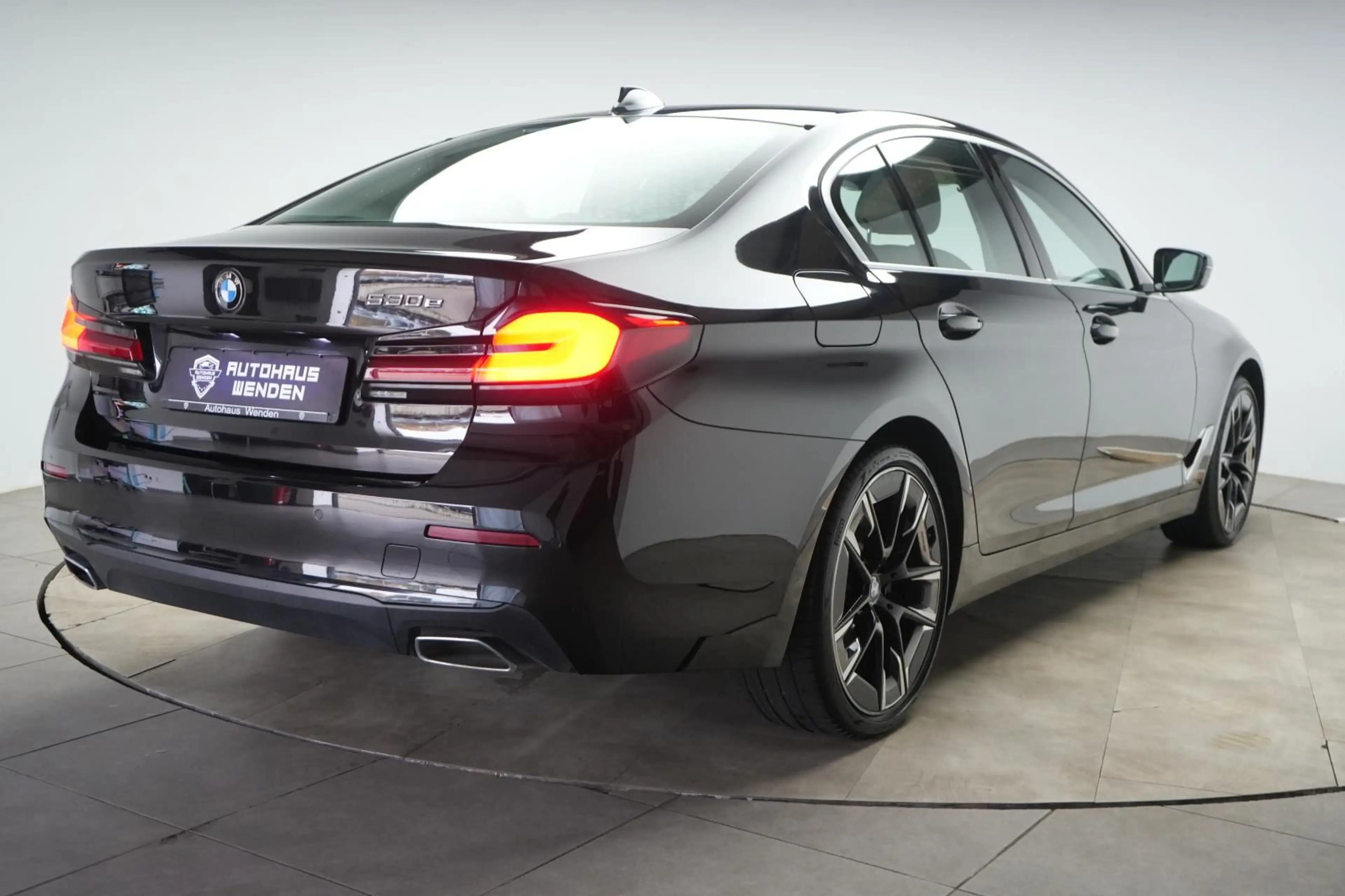 BMW 530 e M Sportlenkrad Leder/ACC/Virtual/CarPlay/ — photo 5