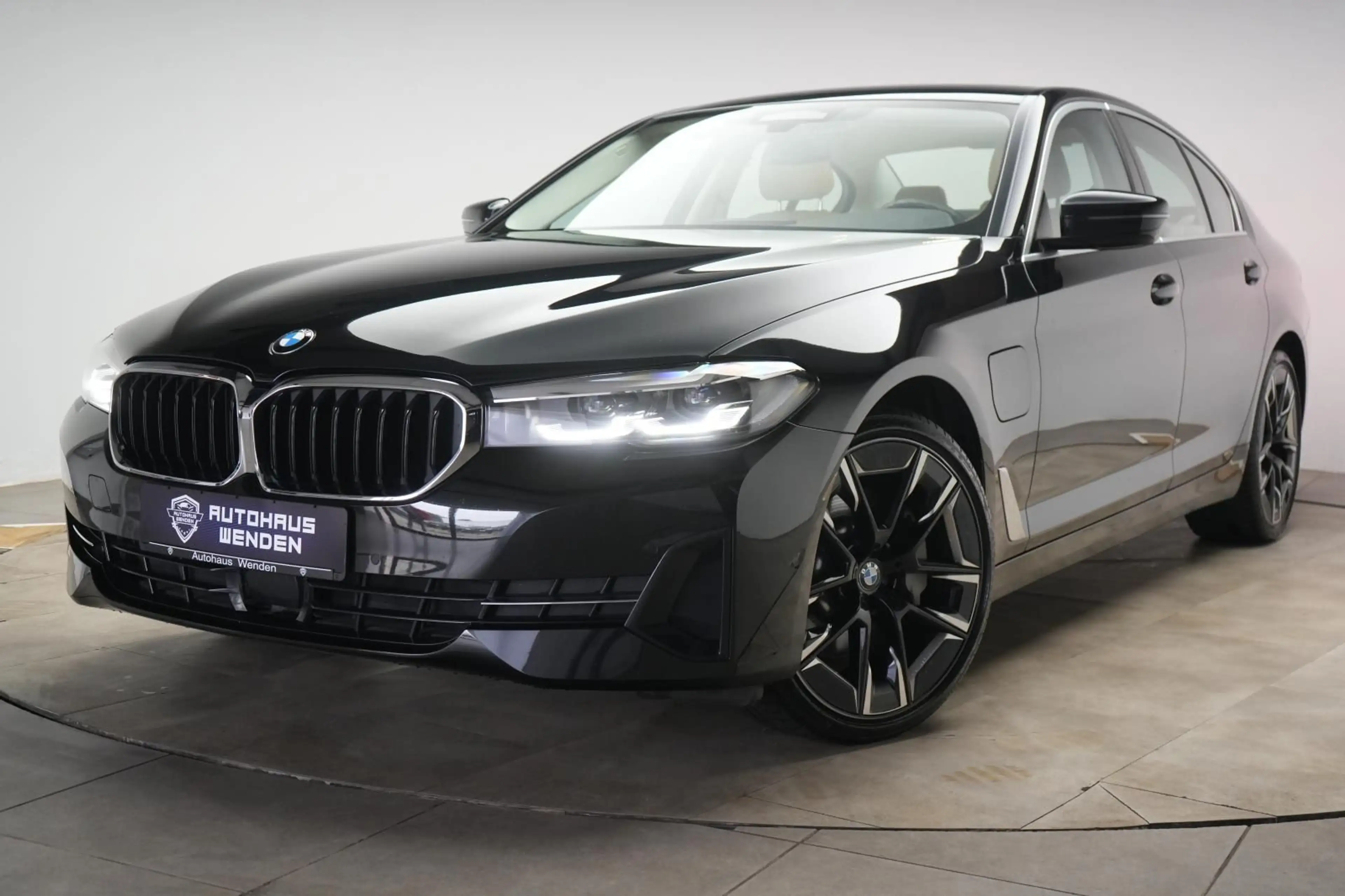 BMW 530 e M Sportlenkrad Leder/ACC/Virtual/CarPlay/ — photo 4