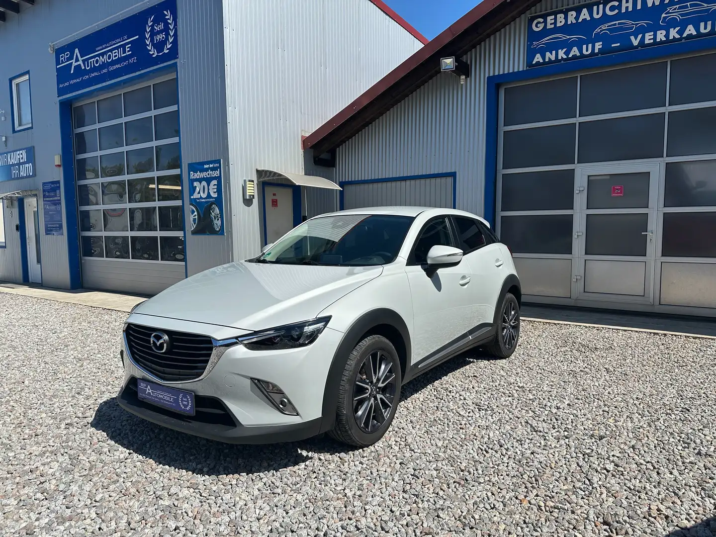 Mazda CX-3 Sports-Line 1.5 D NAVI KLIMA KAMERA PDC LEDER LED Grau - 2