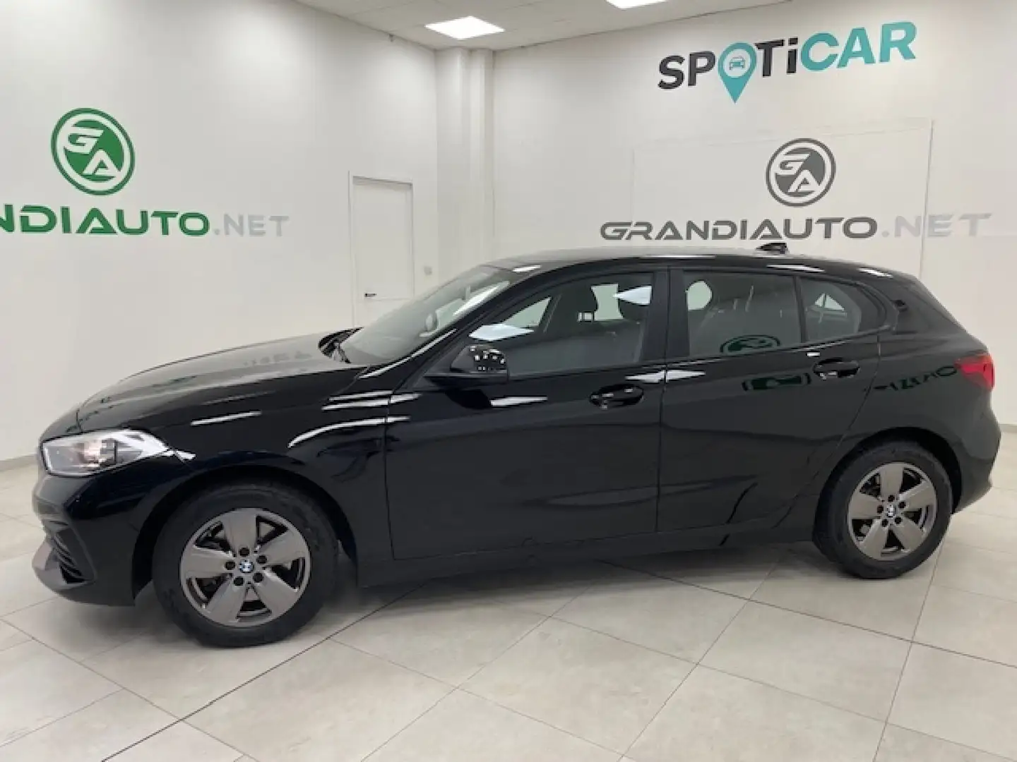 BMW 116 Serie 1 F40 - i Business Advantage auto Nero - 2