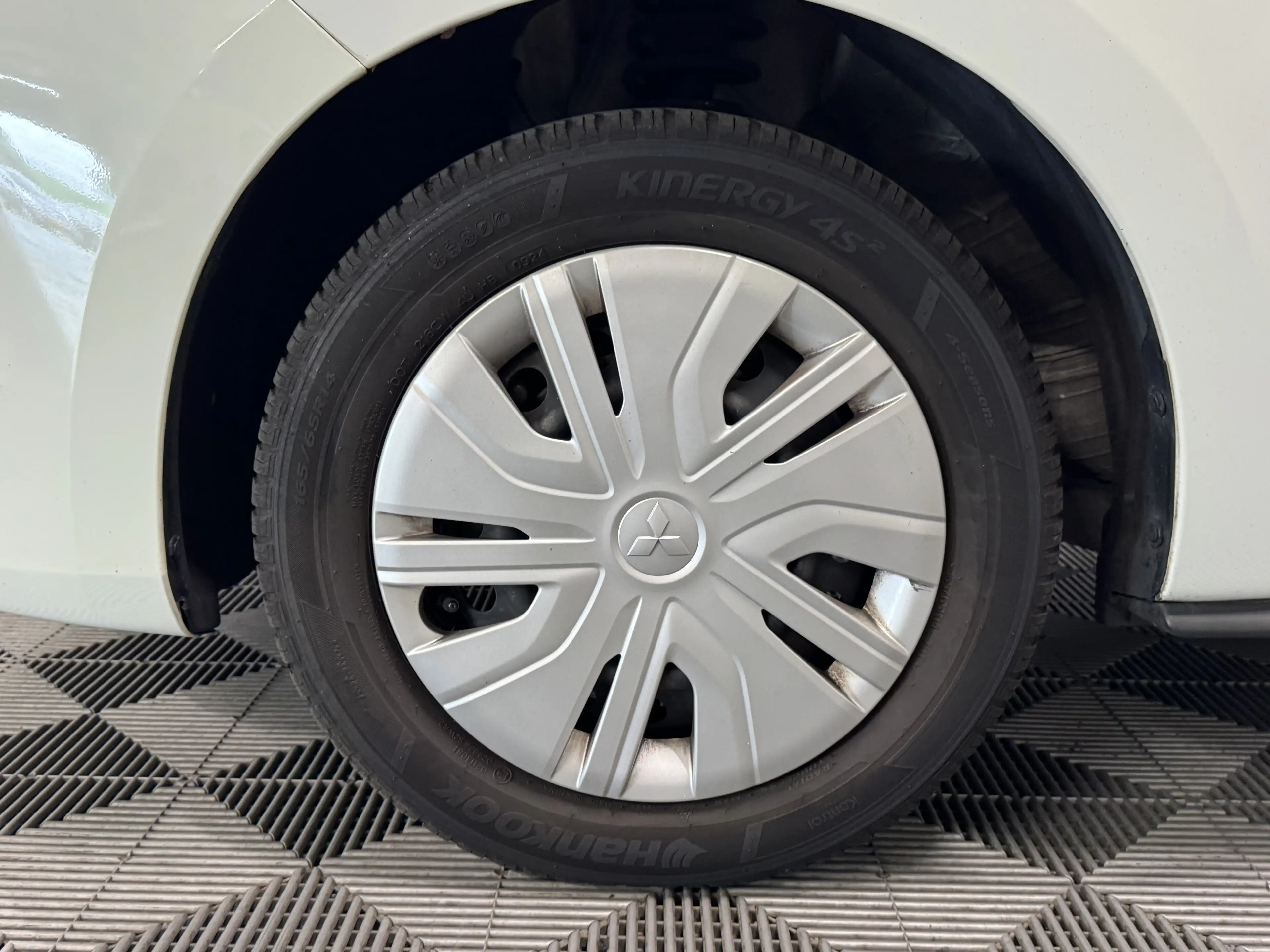 Mitsubishi Space Star 1.2 | Cool+ 5-Drs | Airco | Navi — photo 11