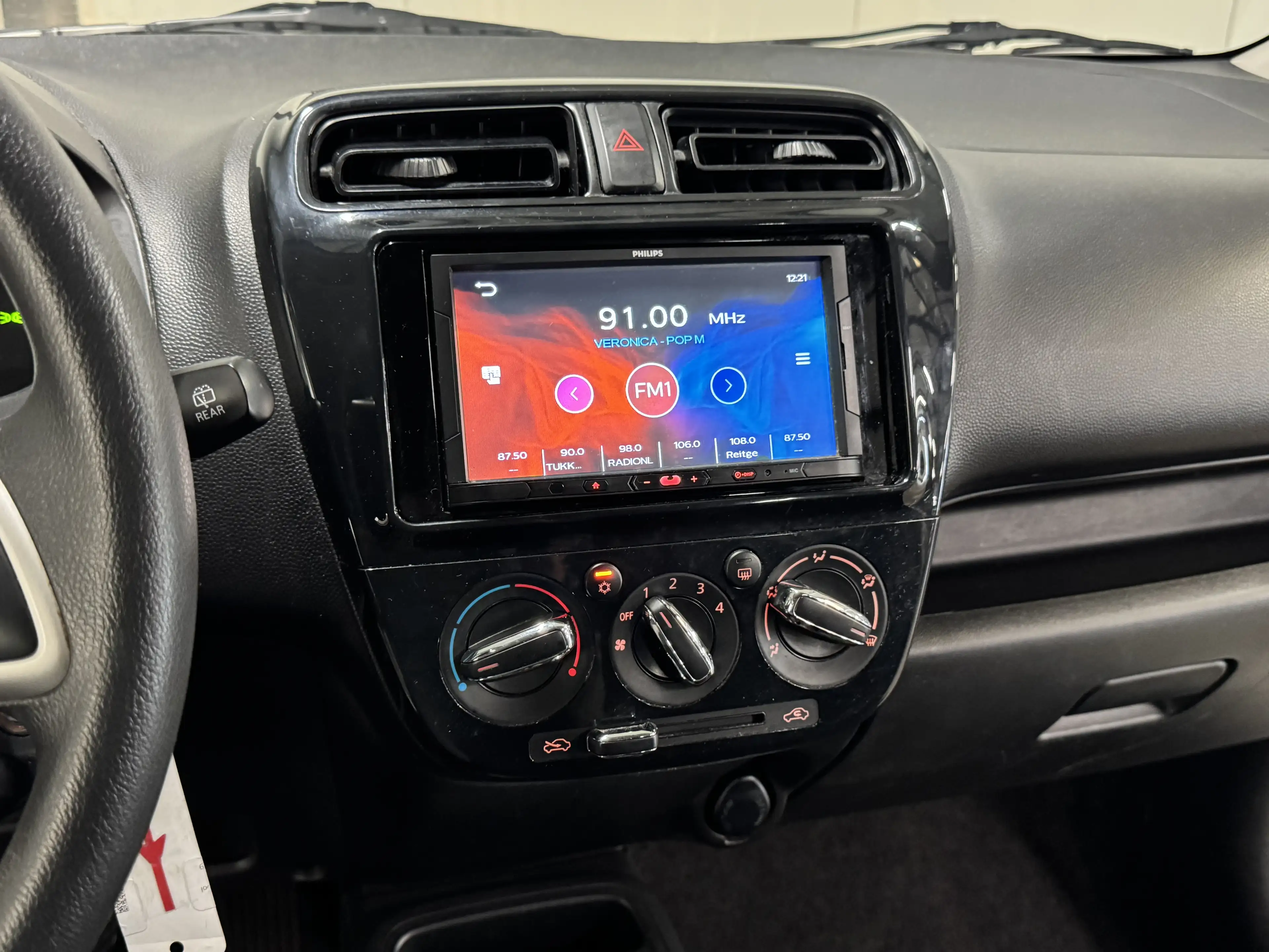 Mitsubishi Space Star 1.2 | Cool+ 5-Drs | Airco | Navi — photo 15