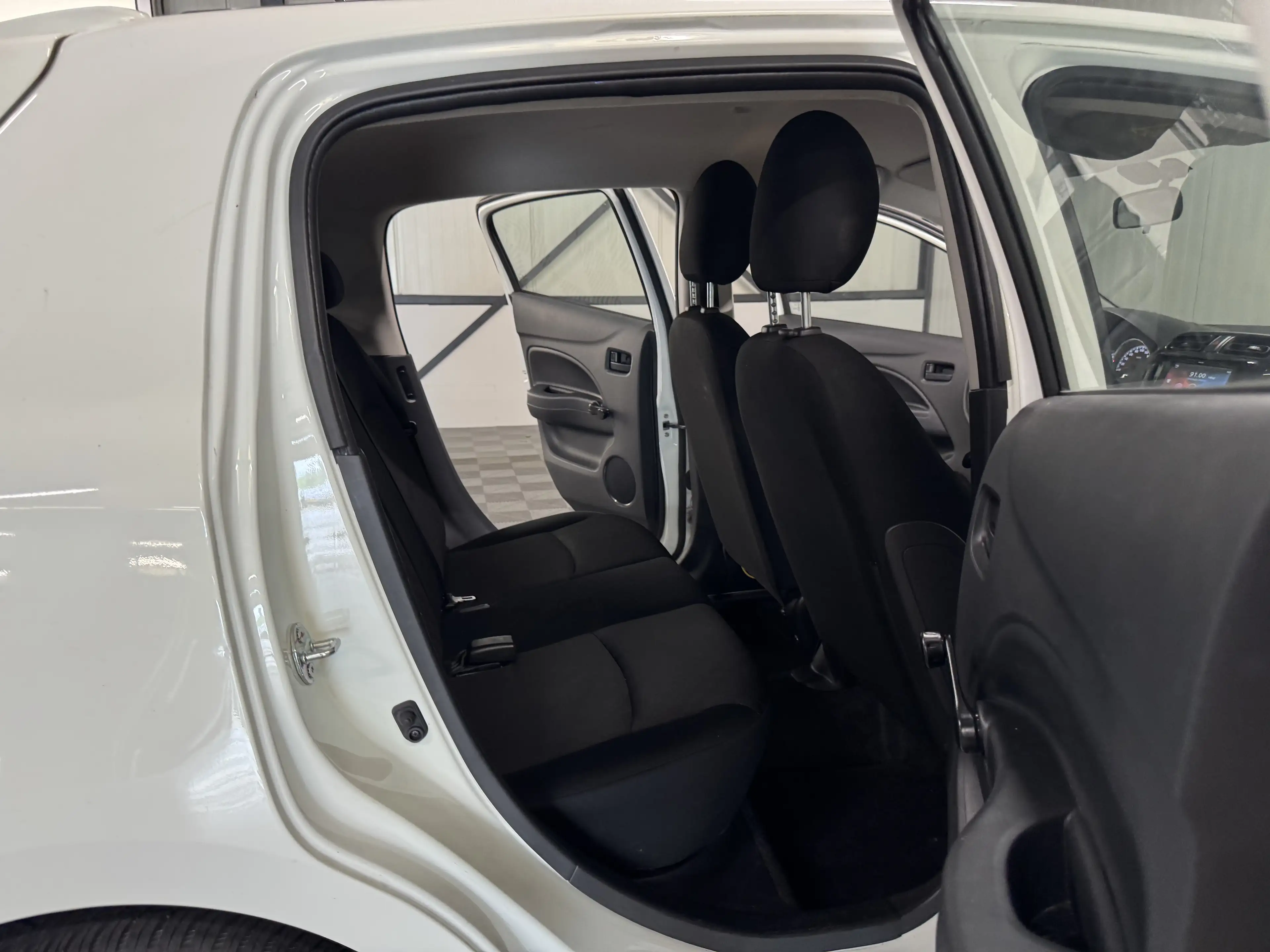 Mitsubishi Space Star 1.2 | Cool+ 5-Drs | Airco | Navi — photo 4