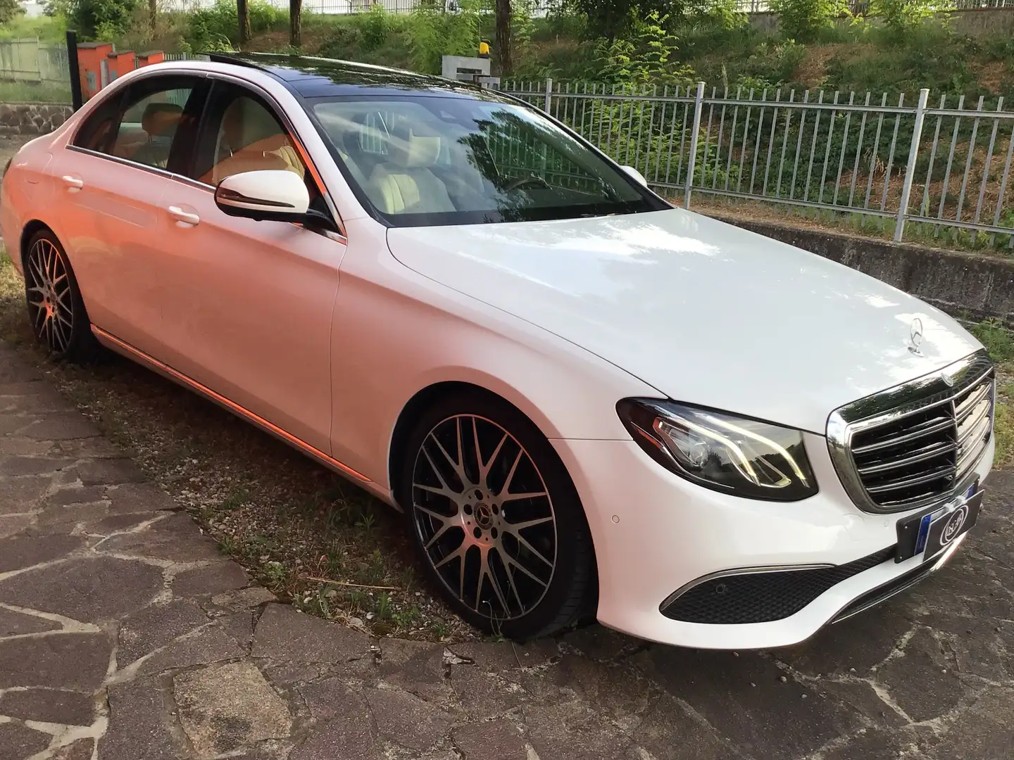 Mercedes-Benz E 350 Premium Plus BIANCO METALIZ 2 PROPRIETARI KM VERI! Bianco - 2