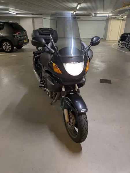 Honda NT 650 Hawk - foto 2
