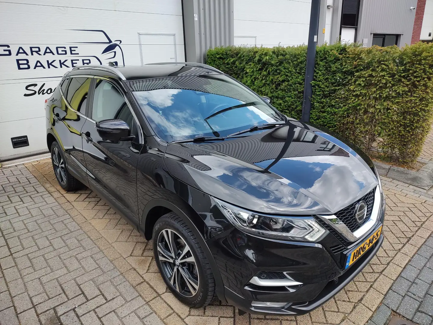 Nissan Qashqai 1.3 DIG-T N-Connecta Panoramadak Navi  360-Camera Negro - 2