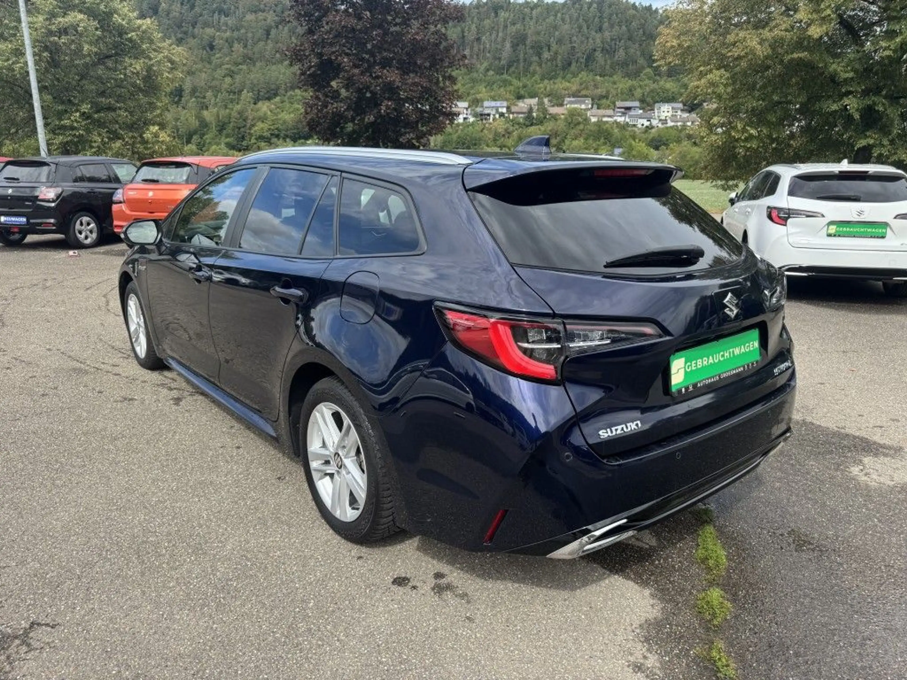 Suzuki Swace 1.8 Hybrid CVT Comfort+ — photo 4