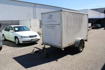 Saris Koffer 1200 KG GEBREMST B130 x H150 x L250