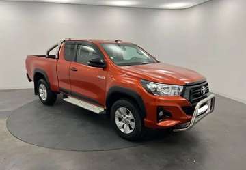 Hilux X-TRA CABINE CAB 4WD 2.4L D-4D LEGENDE
