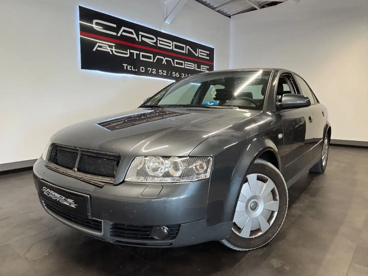 Audi A4 2.0 - 1