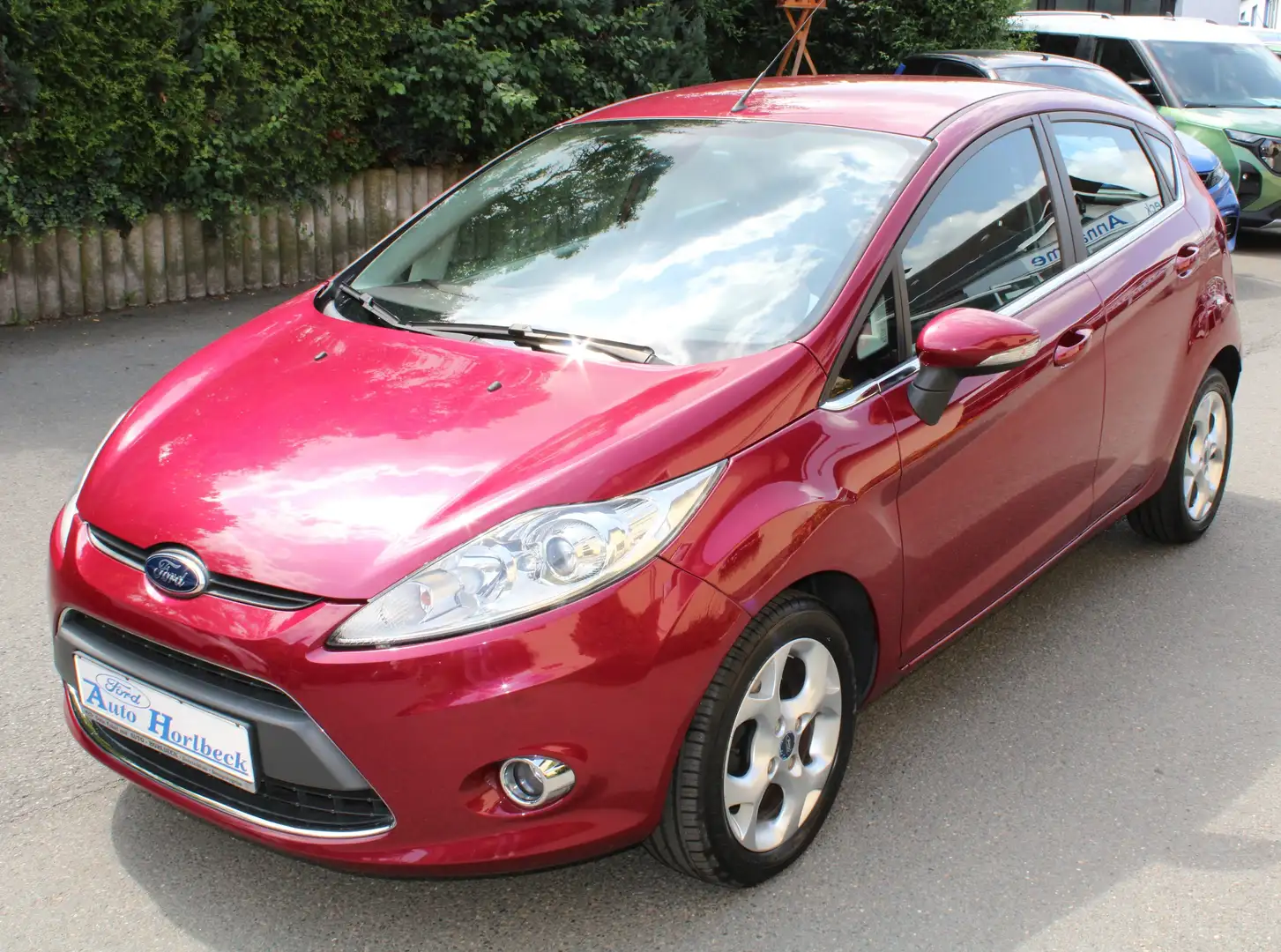 Ford Fiesta Titanium/Automatik/Frontscheibe heizbar/Klima Violett - 1