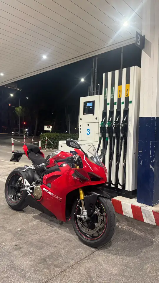 Ducati Panigale V4 S