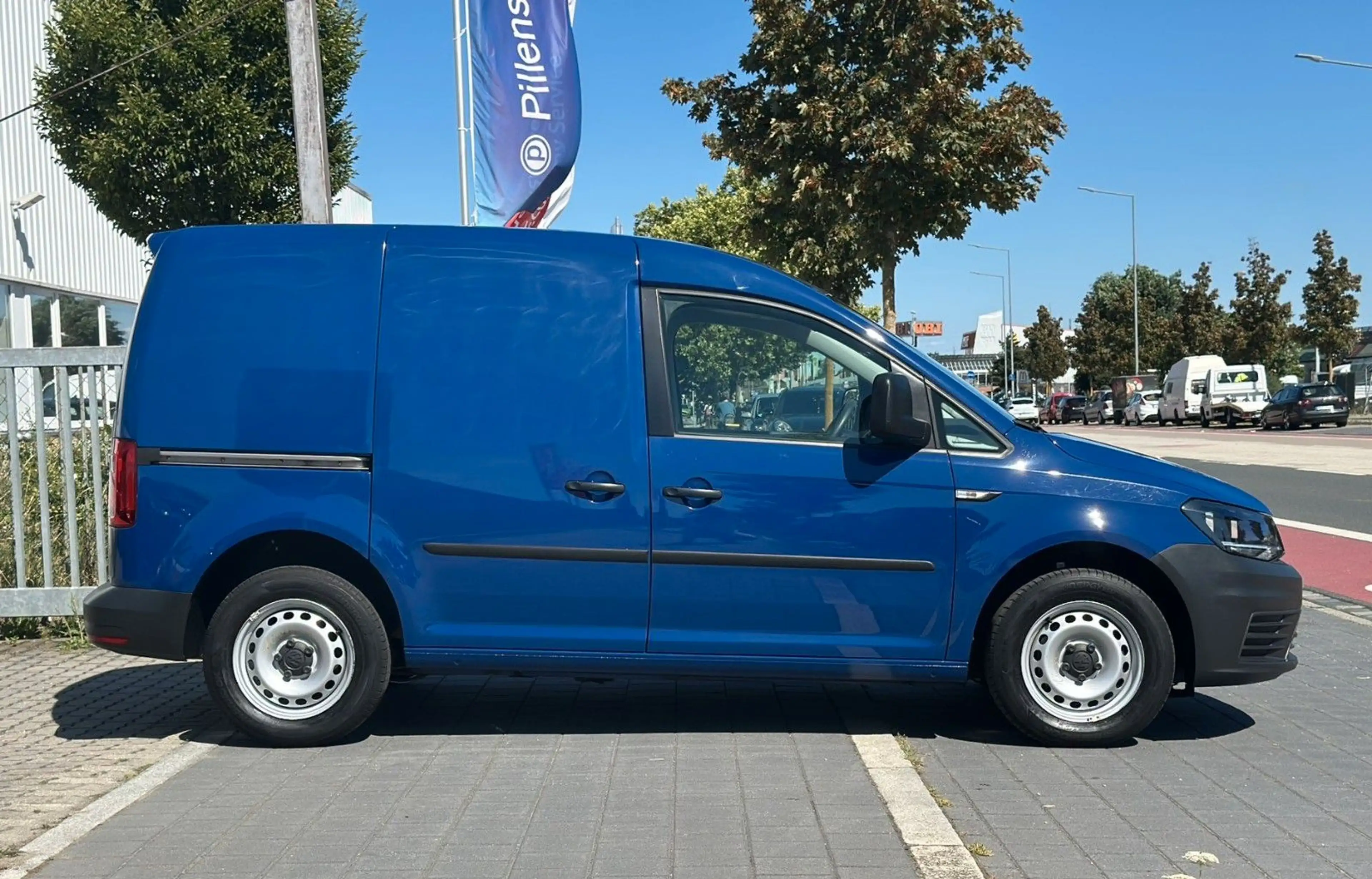 Volkswagen Caddy Kasten / MwSt. / Scheckheft / 1. Hand — photo 6