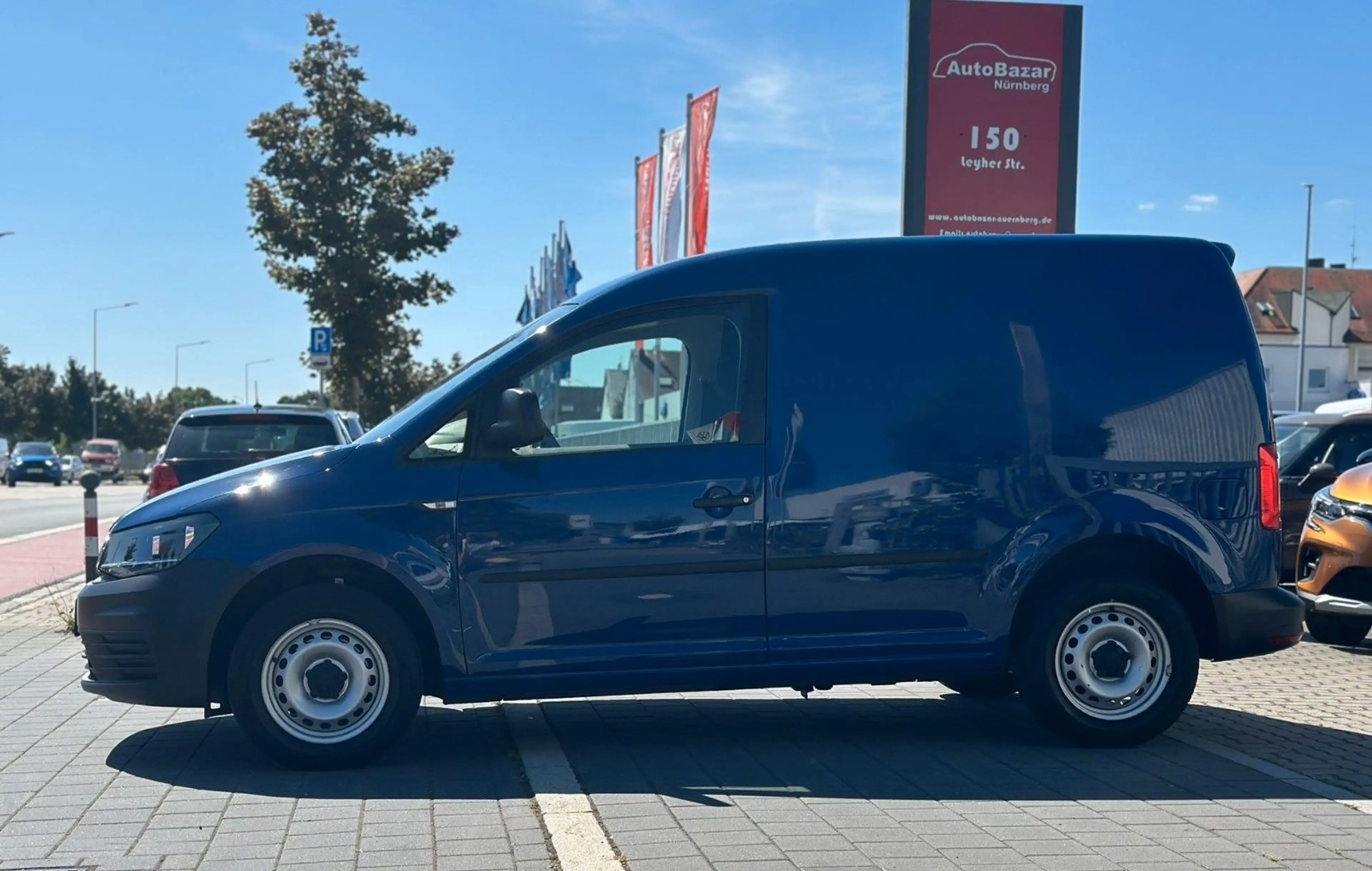 Volkswagen Caddy Kasten / MwSt. / Scheckheft / 1. Hand — photo 2