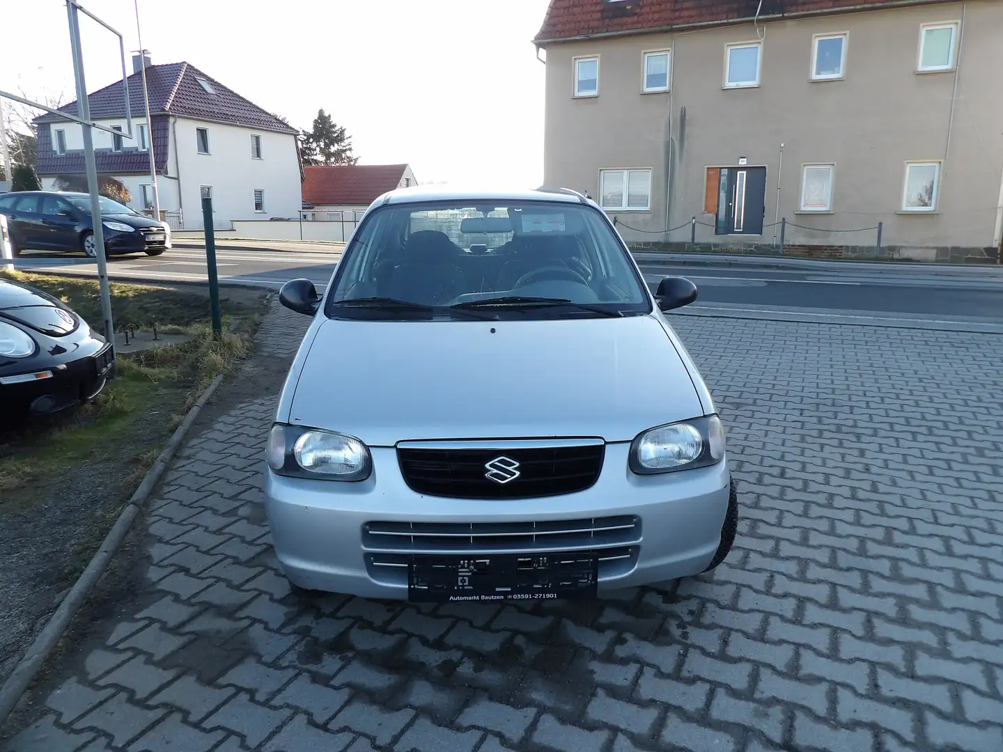 Suzuki Alto Automatik Radio HU AU Neu Silber - 2