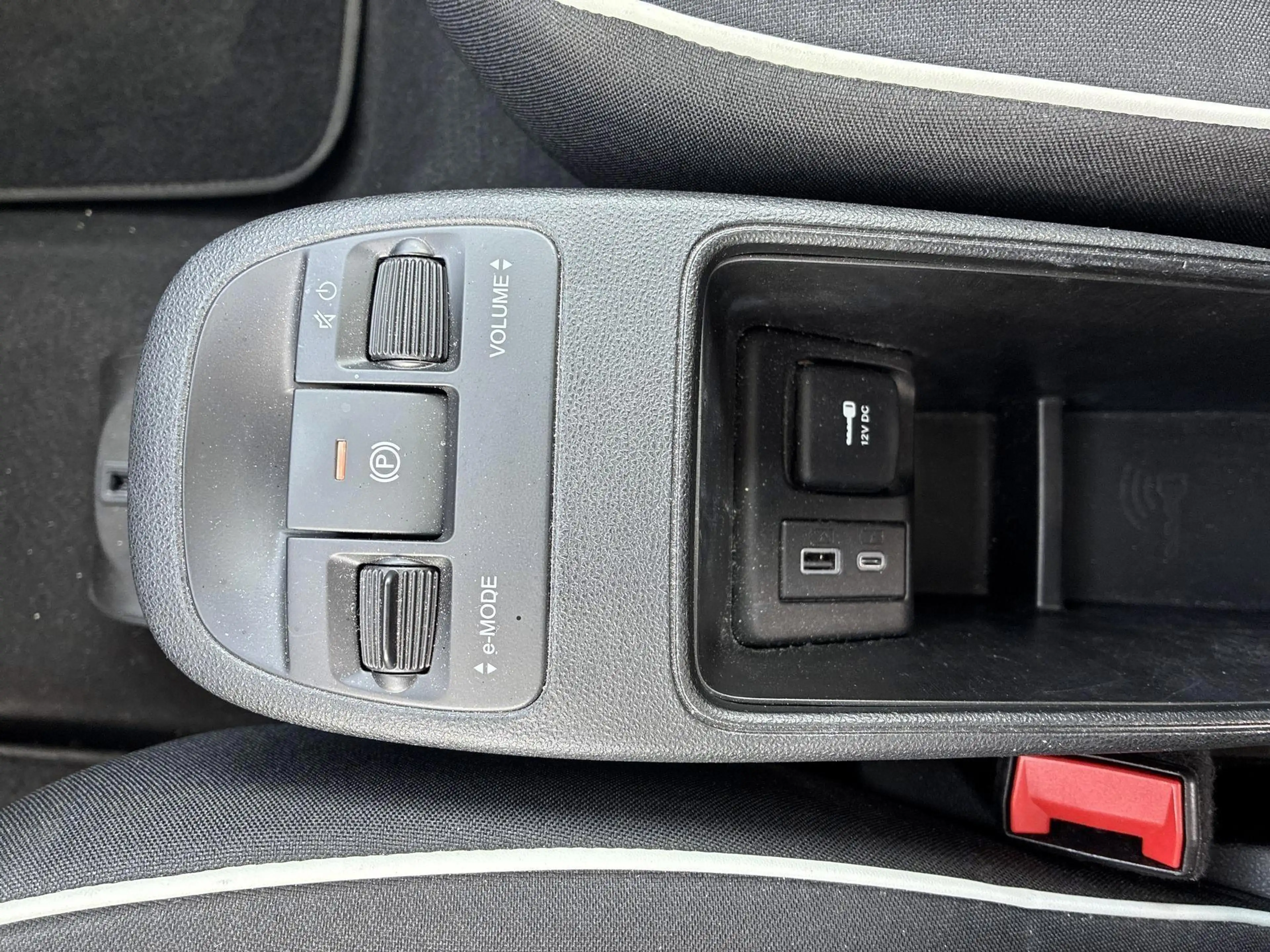 Fiat 500e 500e 24 kWh Pop — photo 13
