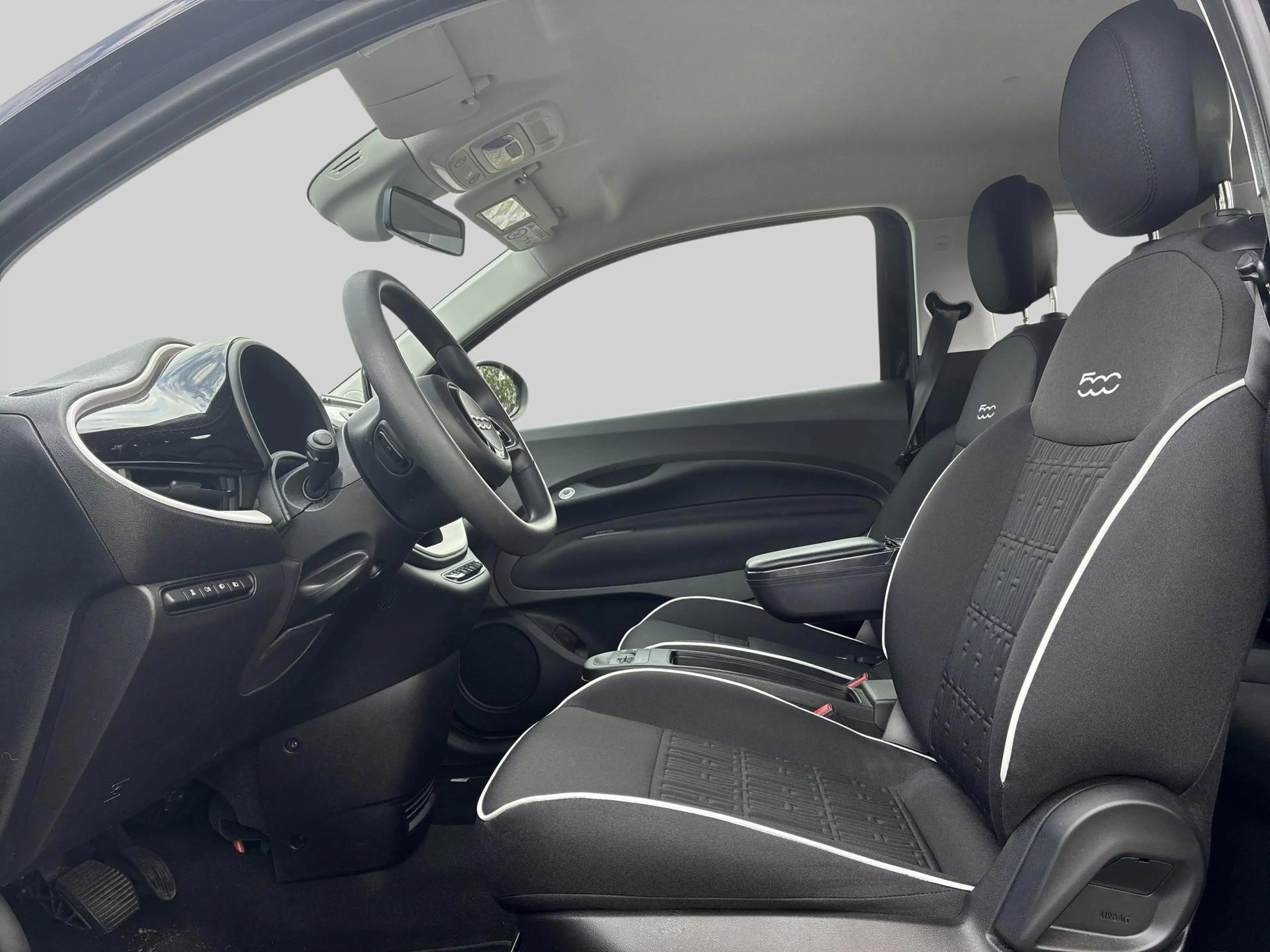 Fiat 500e 500e 24 kWh Pop — photo 8