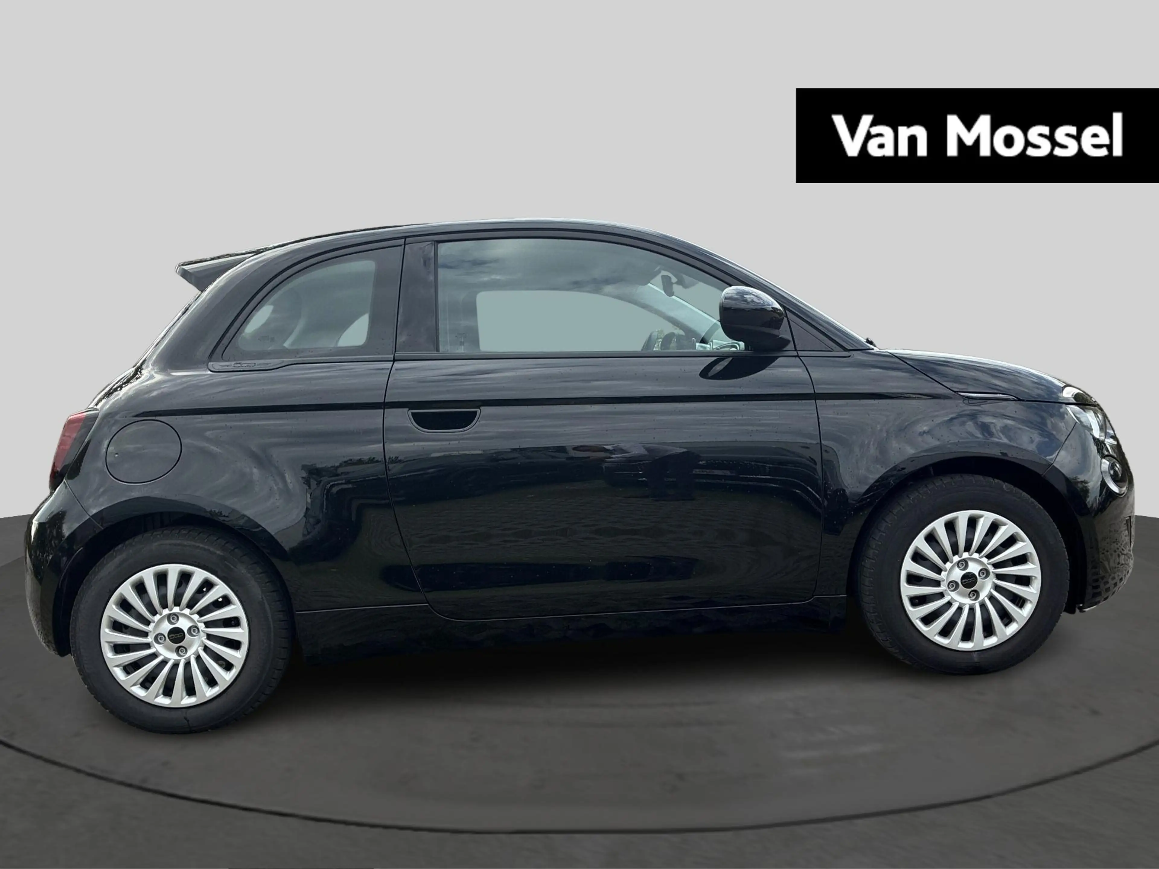 Fiat 500e 500e 24 kWh Pop — photo 5