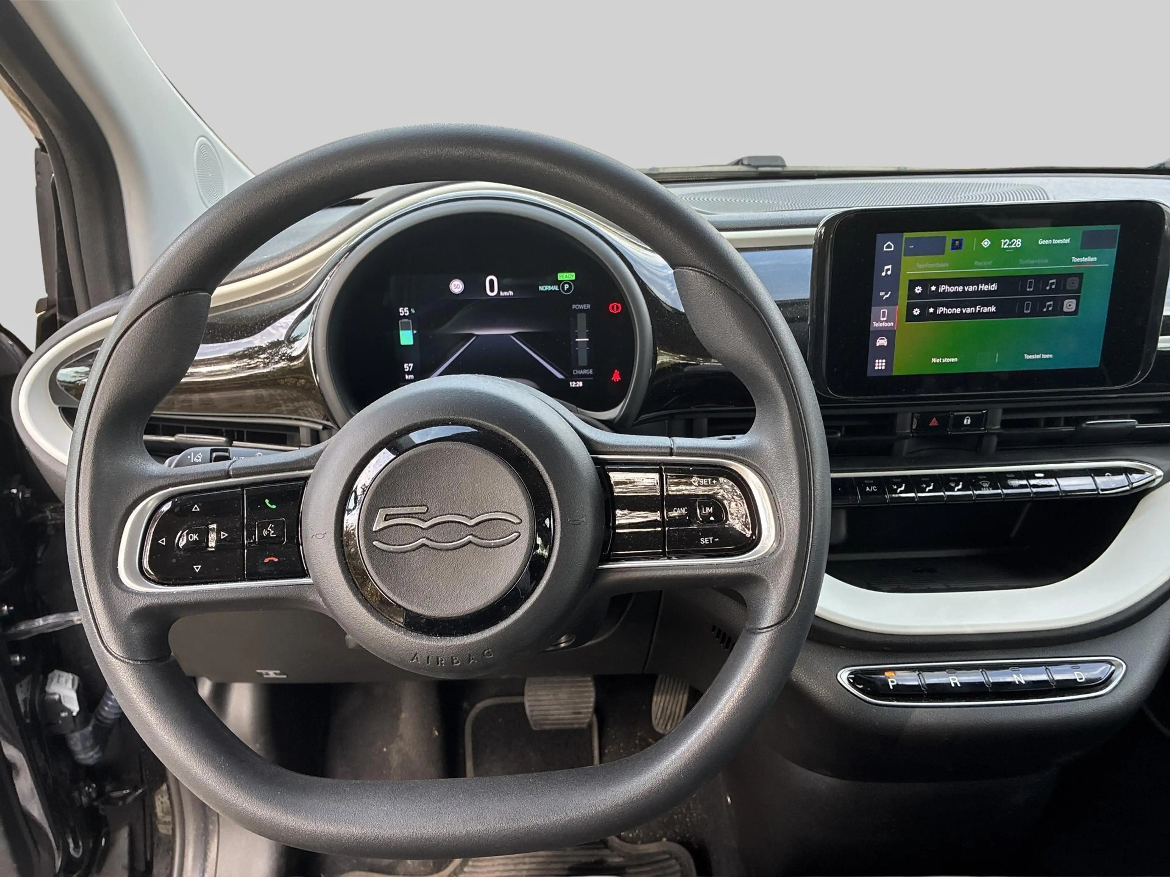 Fiat 500e 500e 24 kWh Pop — photo 12