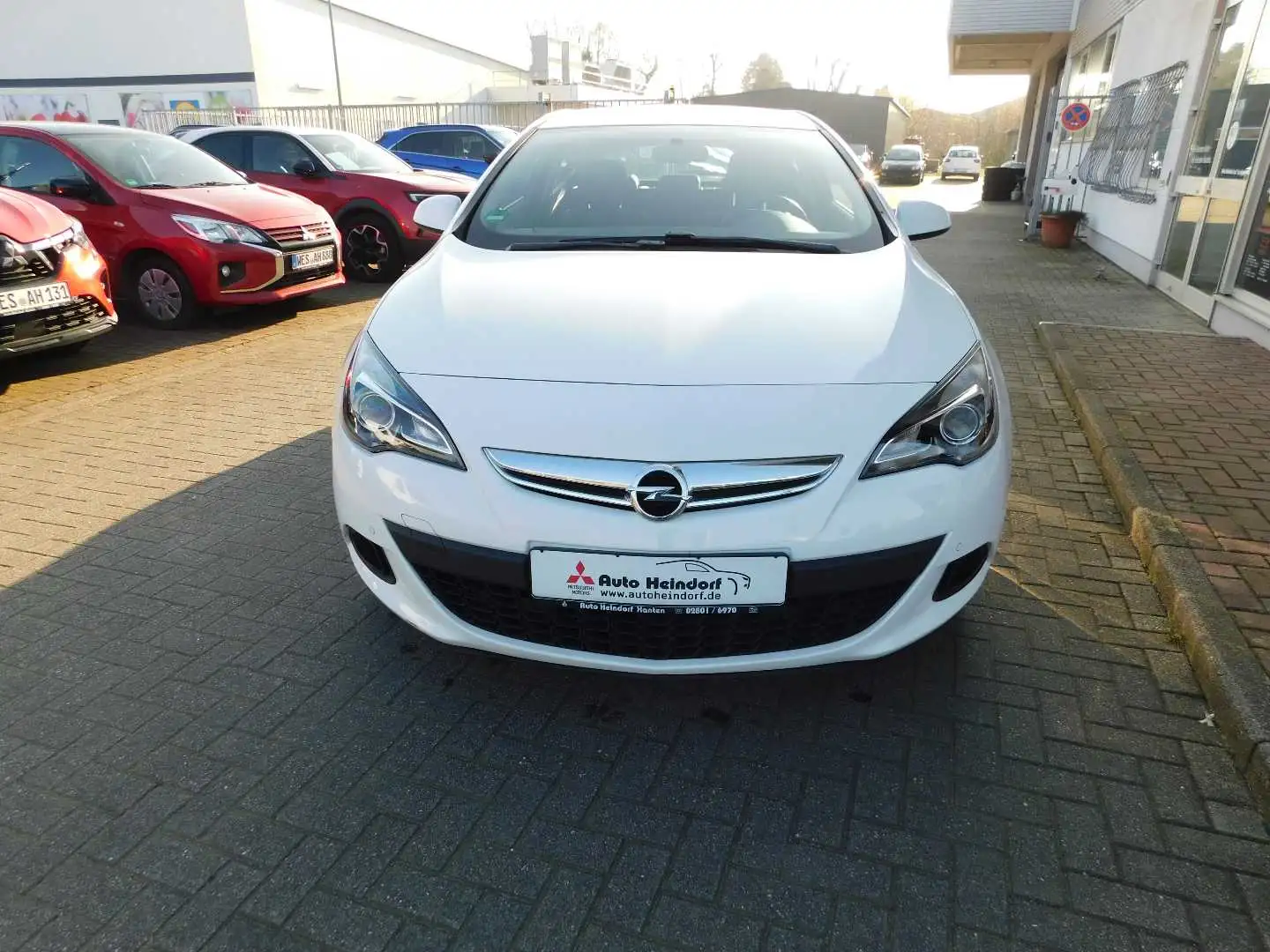 Opel Astra GTC 1.4T Weiß - 2