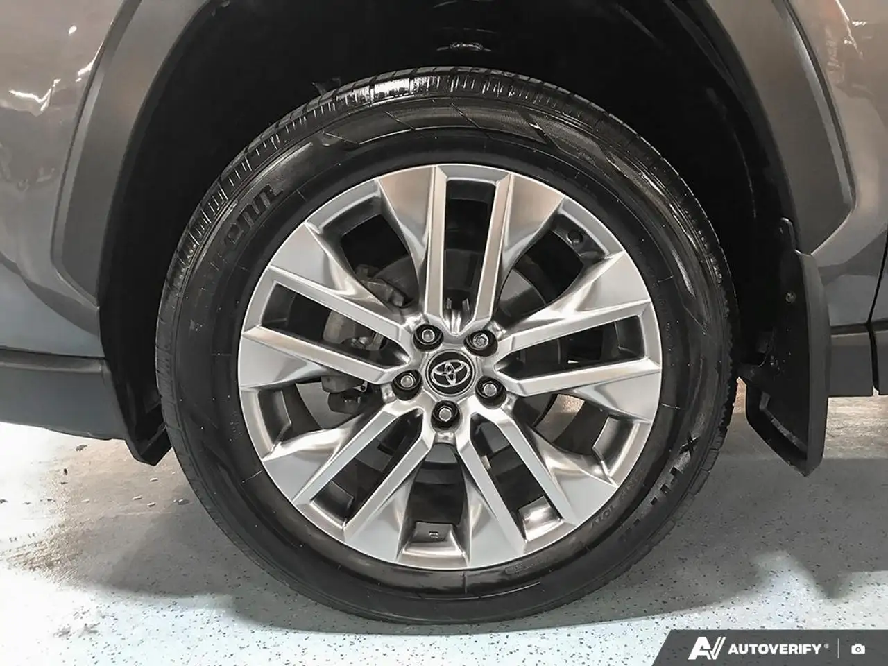 Toyota RAV 4 снимка Toyota RAV 4