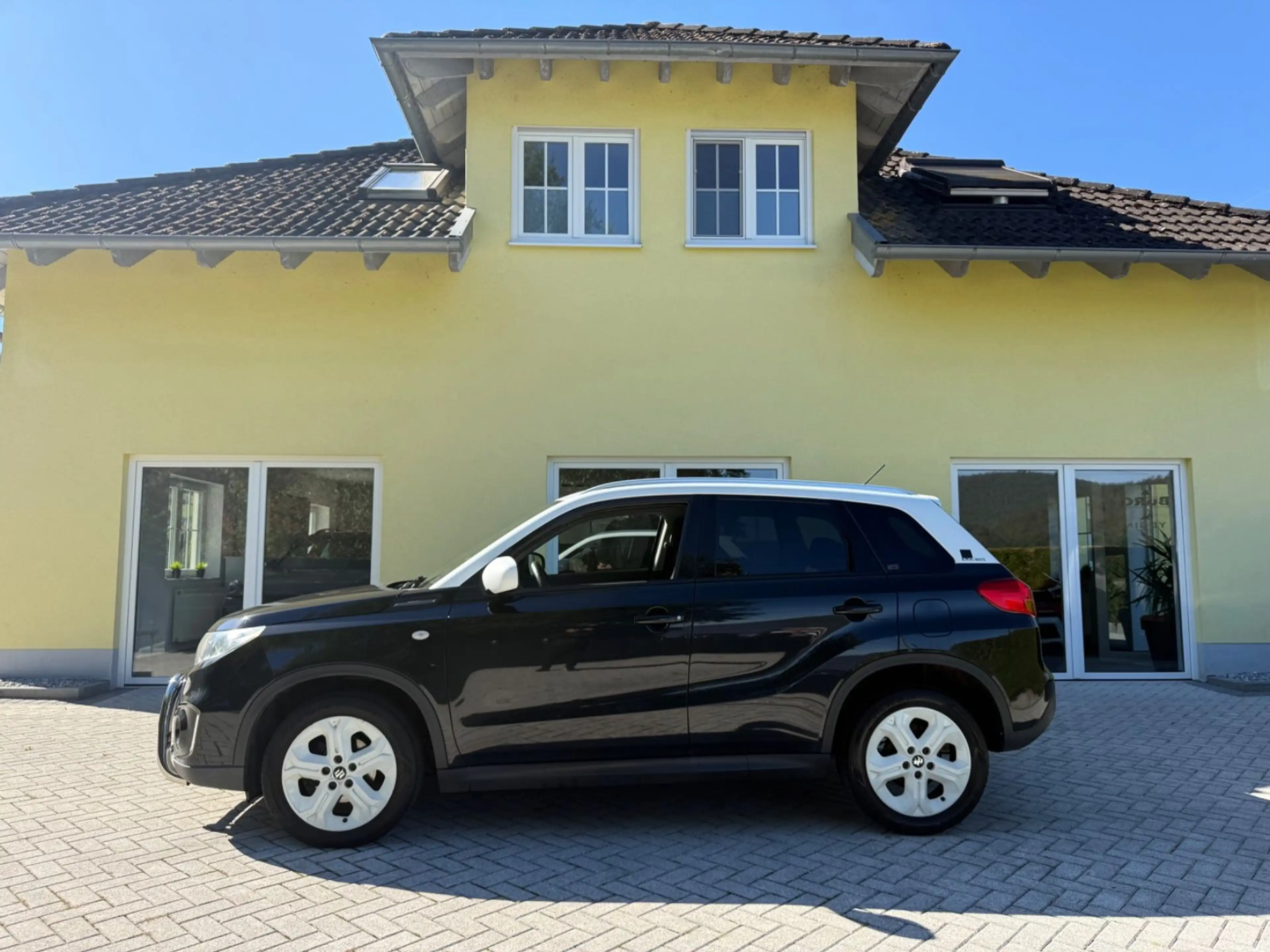 Suzuki Vitara 1.6 DDiS Comfort 4x2 Sitzheizung-Klima — photo 3