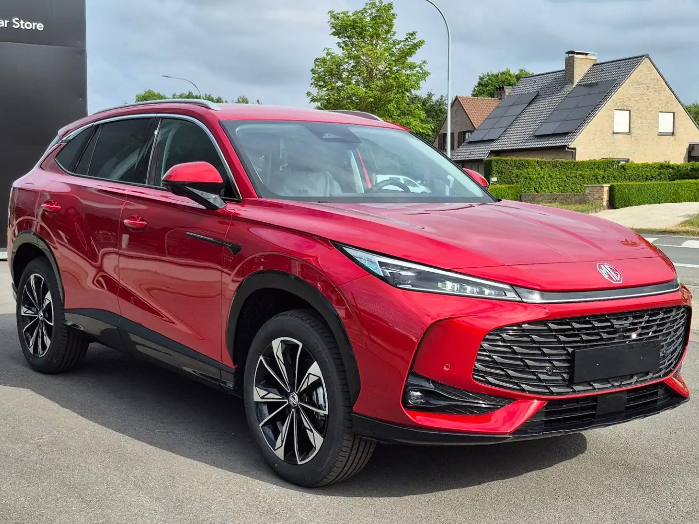 MG HS 1.5T-GDi Luxury Autom. ✅ model 2025 Rood - 2