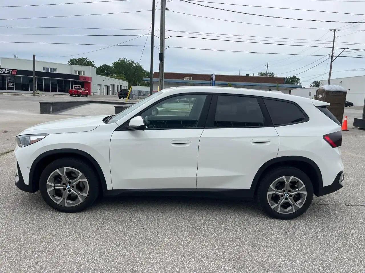 BMW X1 photo BMW X1
