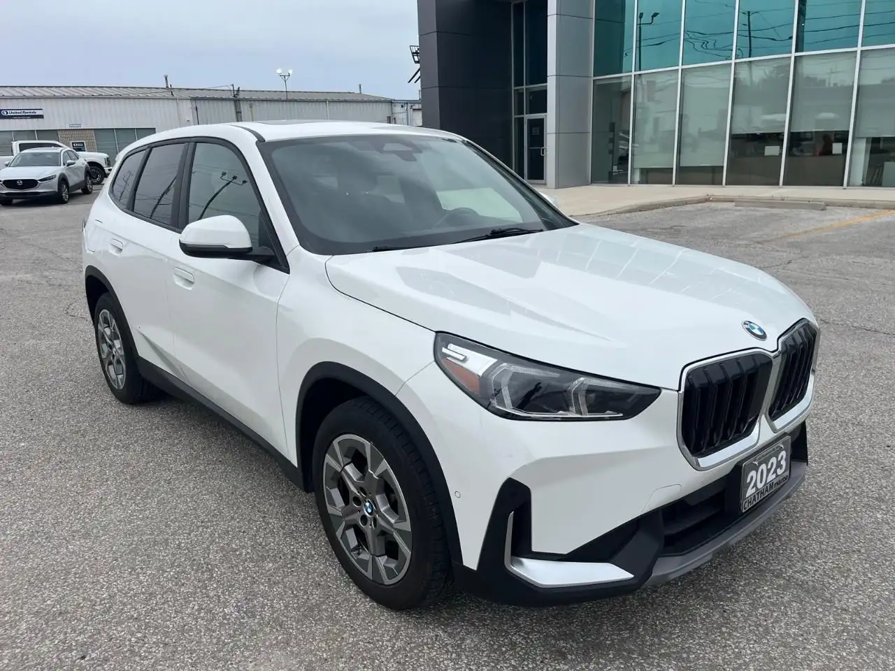 BMW X1 photo BMW X1