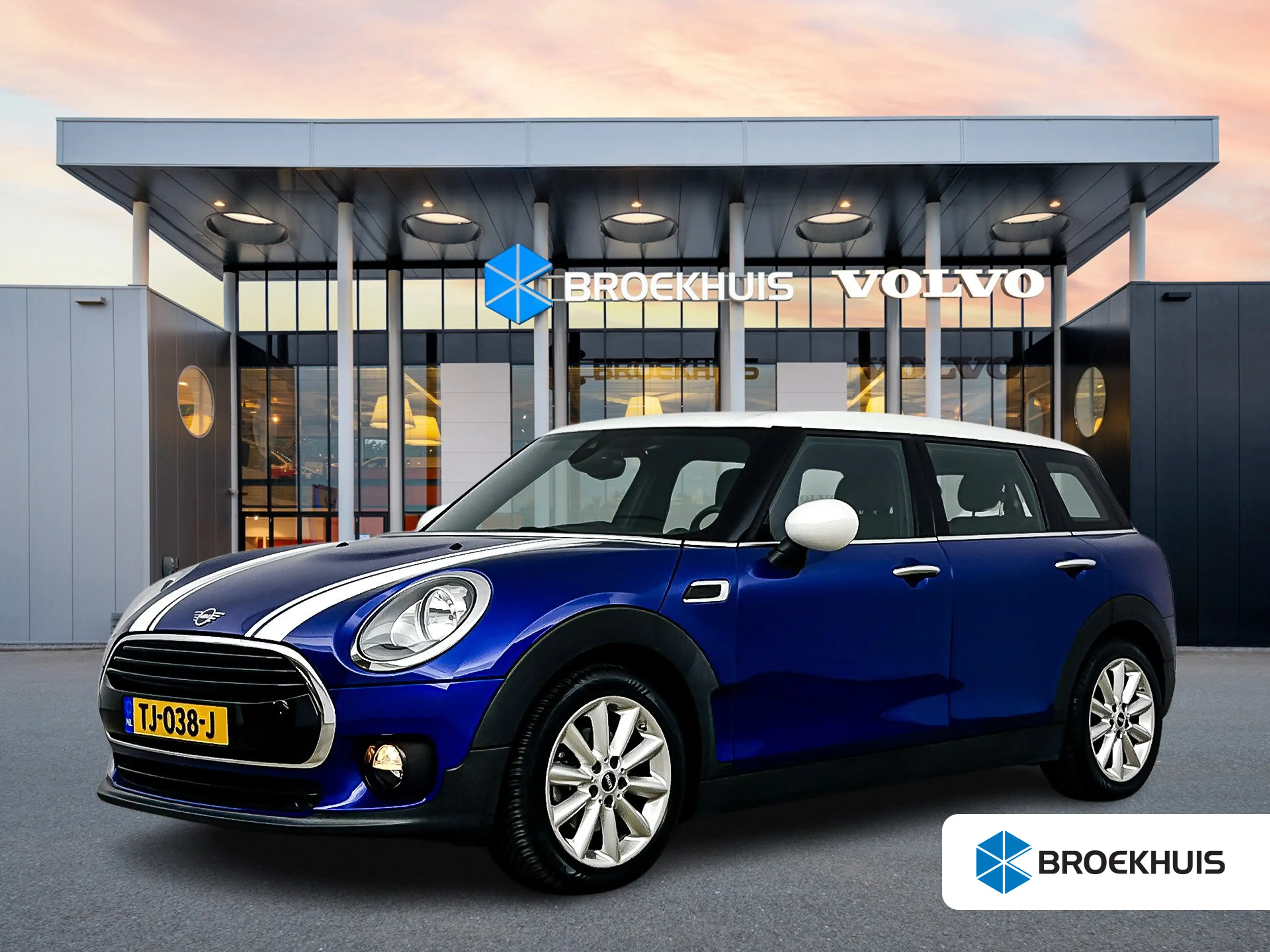 MINI Cooper Clubman A/T Business Edition | 17" Allseason | Afneembare