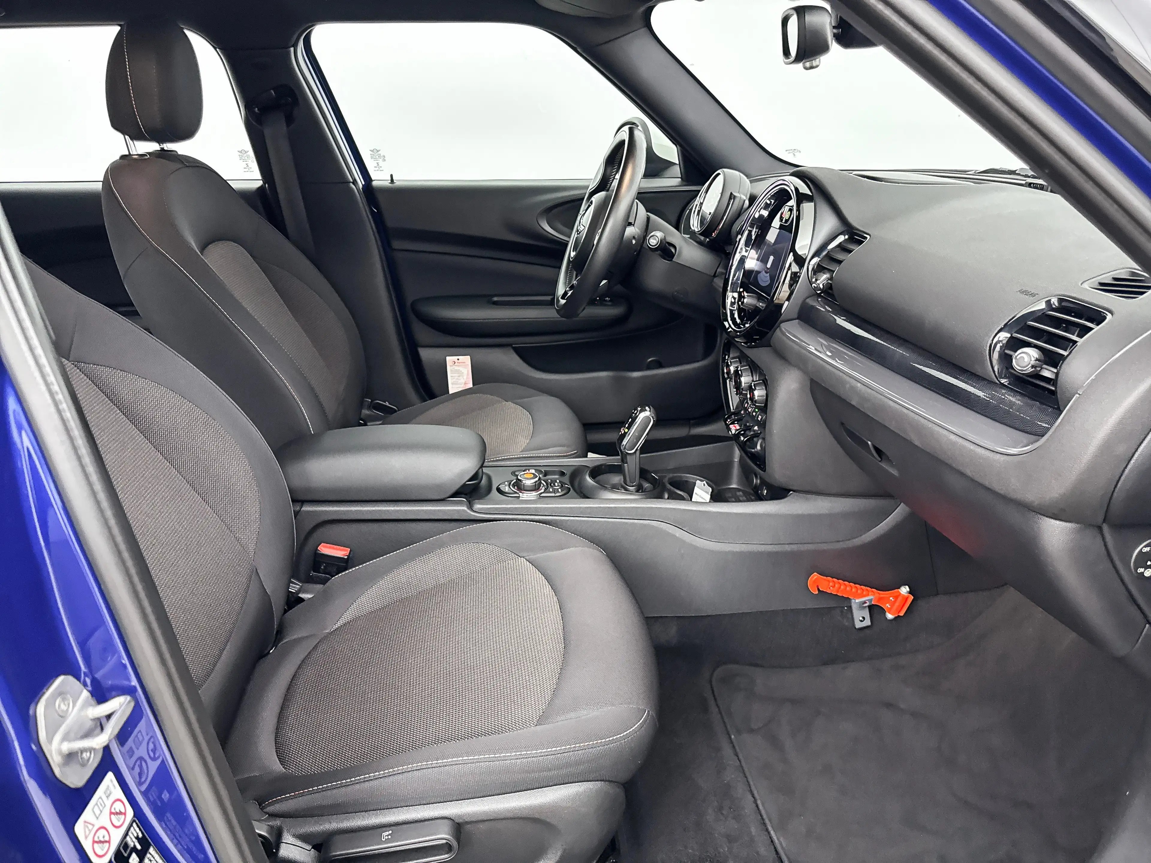 MINI Cooper Clubman A/T Business Edition | 17" Allseason | Afneembare — photo 15