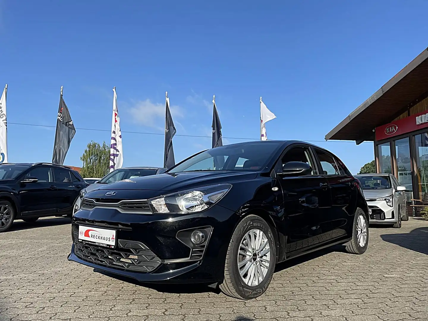 Kia Rio 1.2 ED7 EMOTION Klima Einparkhilfe Sitzheizung Noir - 1