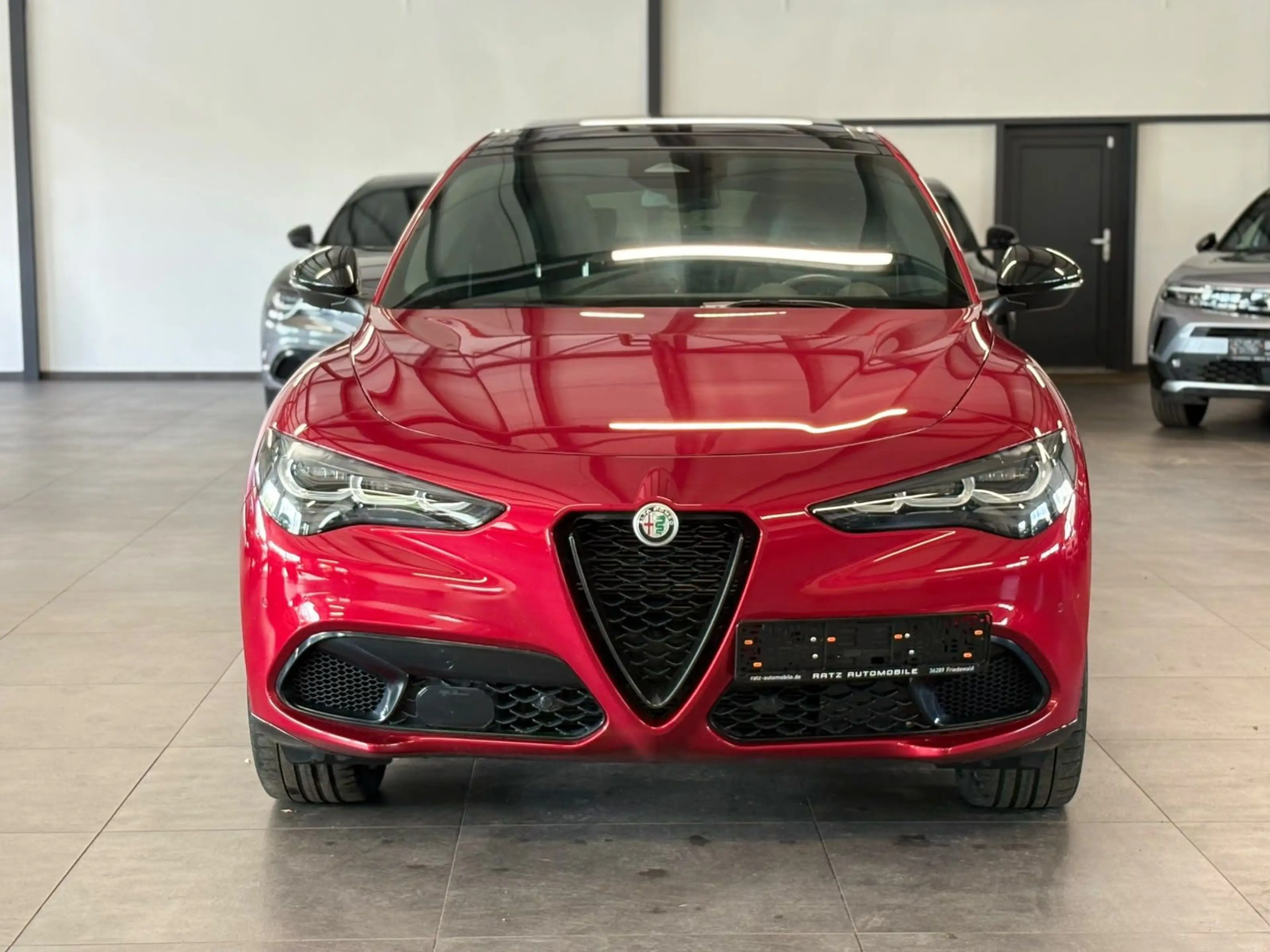 Alfa Romeo Stelvio Veloce Q4 MATRIX+PANO+MEMO+ACC+LHZ/SHZ — photo 2