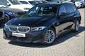 BMW 320 i M Sport LiveCptProf.Ad.LED.AHK.360°.ACC.DrA Schwarz - thumbnail 2