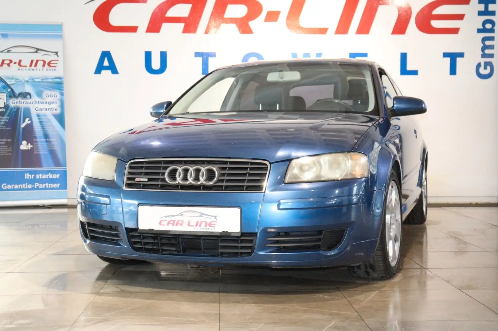 Audi A3 1.6 Attraction Azul - 1