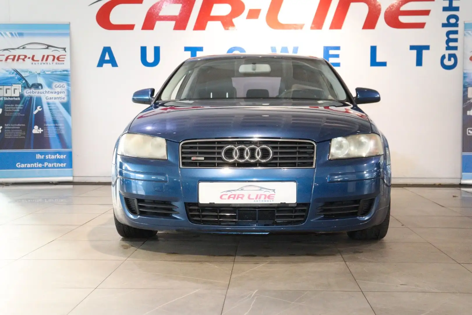 Audi A3 1.6 Attraction Azul - 2