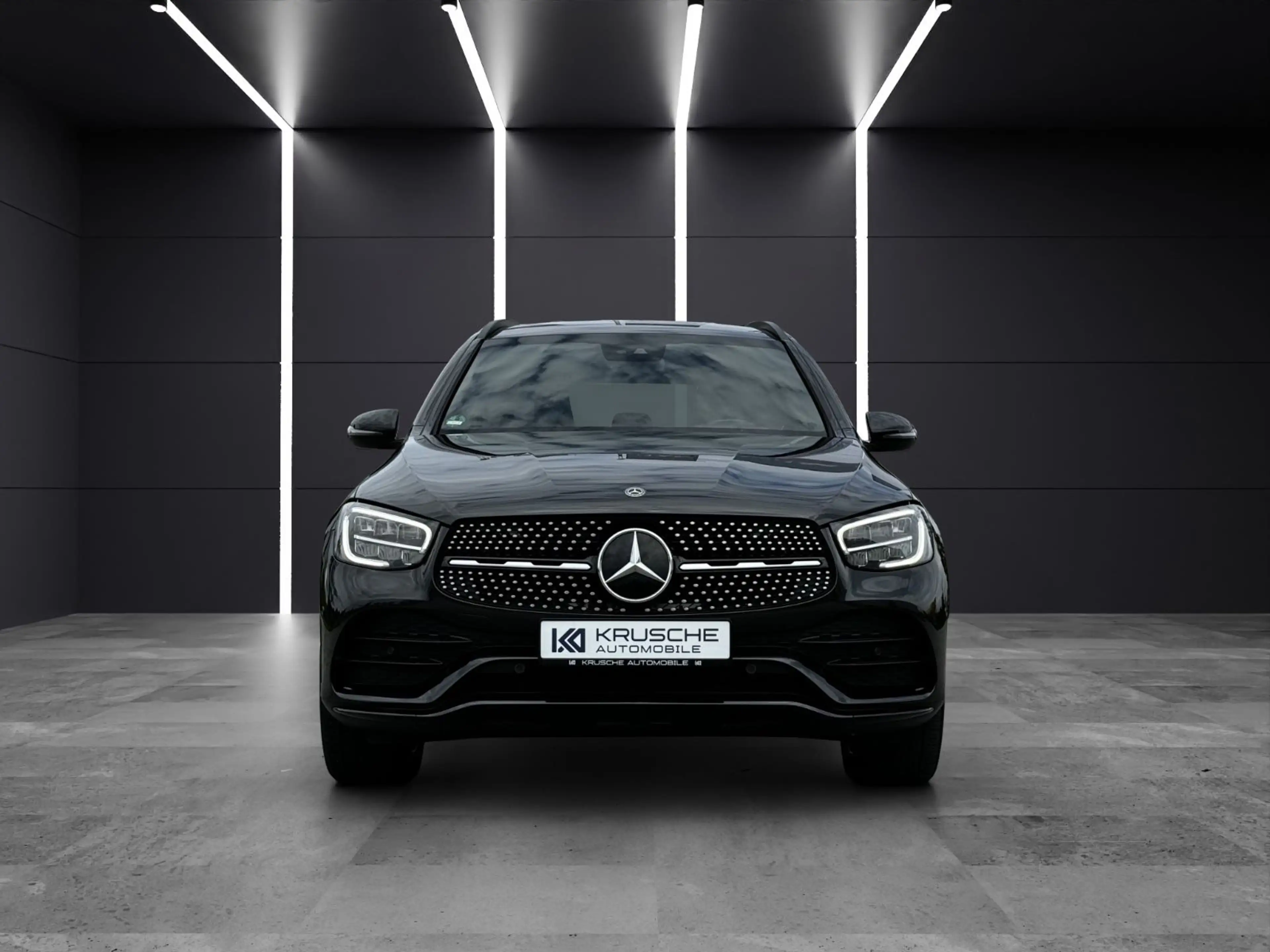 Mercedes-Benz GLC 200 4Matic AMG Line+Night+SHZ+RFK+20 Zoll — photo 8