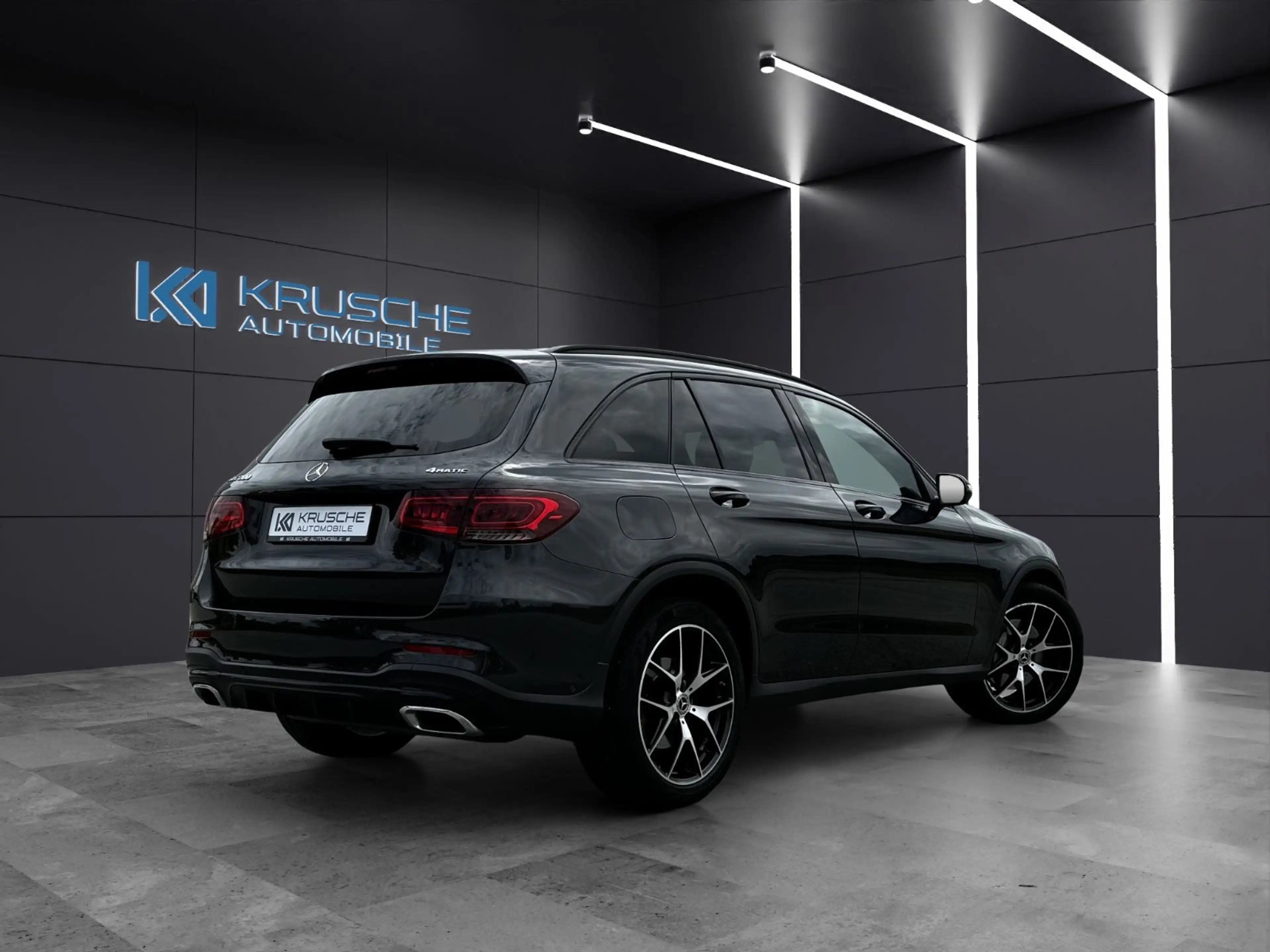 Mercedes-Benz GLC 200 4Matic AMG Line+Night+SHZ+RFK+20 Zoll — photo 5