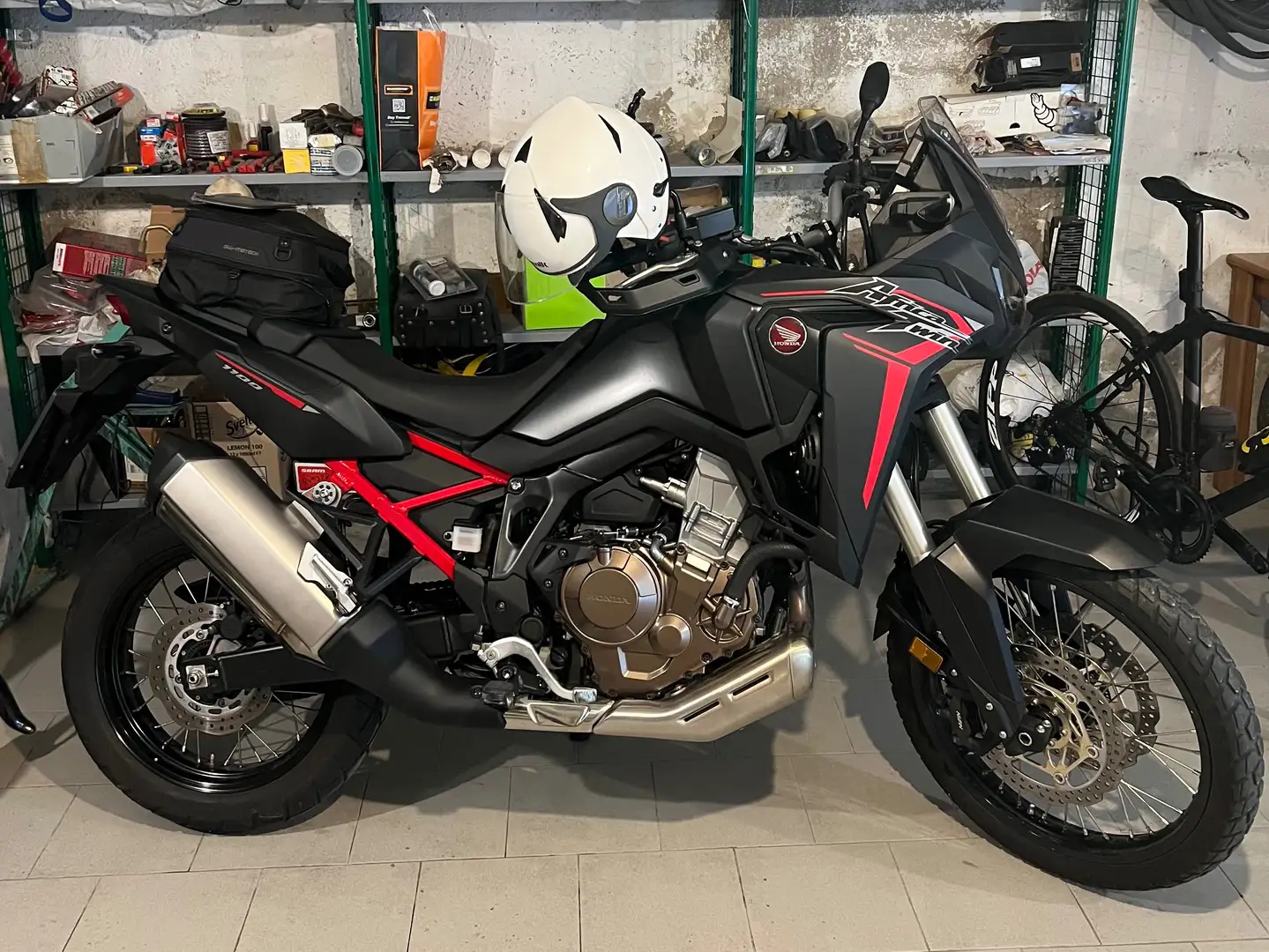Honda CRF 1100 Africa Twin DCT Adventure Sports Travel Edition Černá - 1