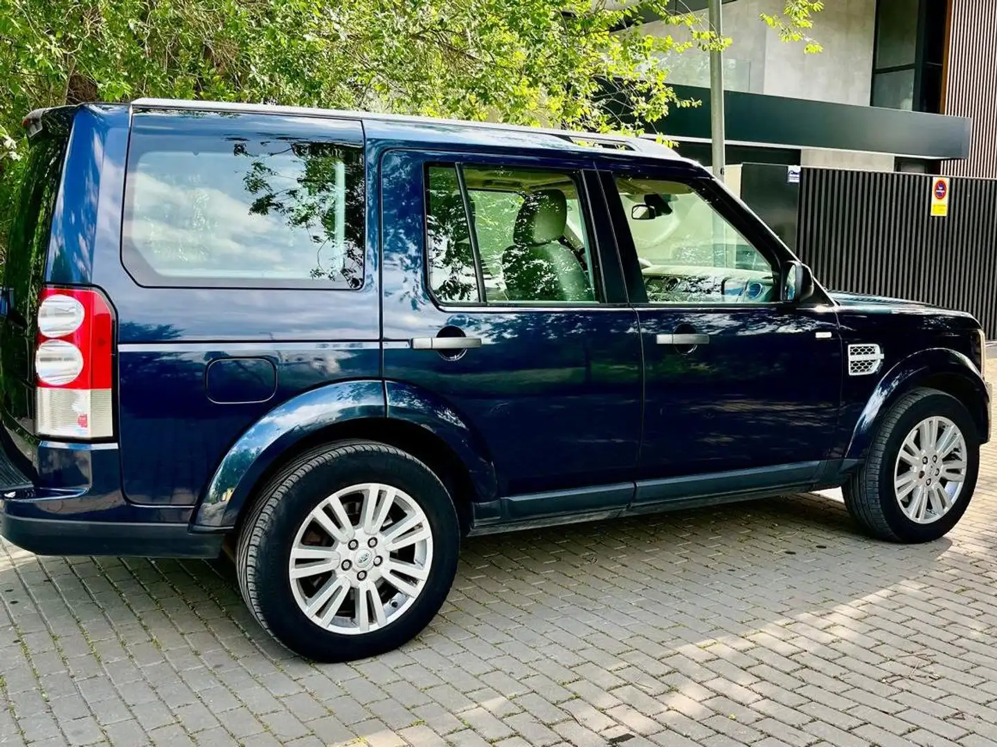 Land Rover Discovery Discovery 3.0TDV6 SE Aut. SE Azul - 2
