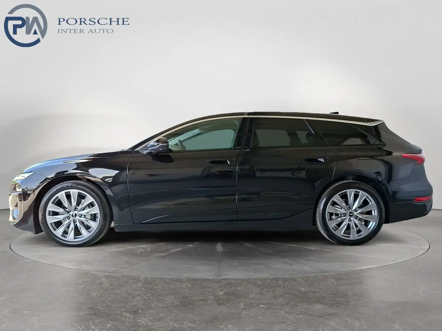 Audi A6 e-tron quattro Schwarz - 2