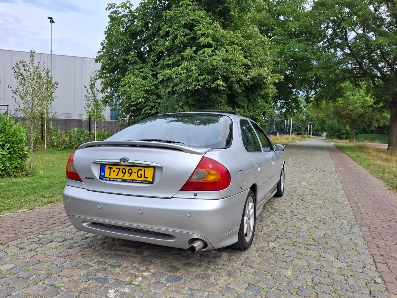 Ford Mondeo 2.5-24V V6 Ghia Exec, foto 11