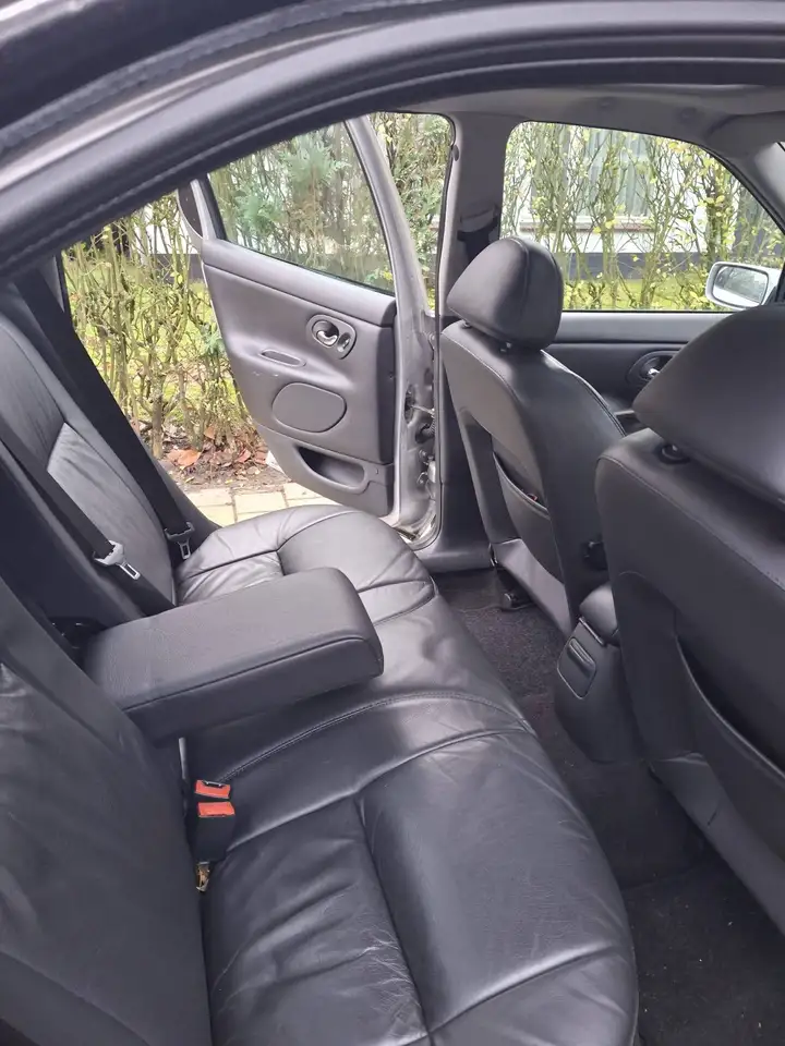 Ford Mondeo 2.5-24V V6 Ghia Exec, foto 5