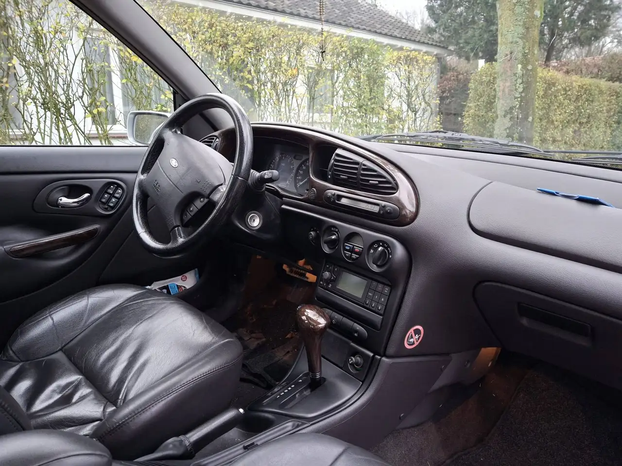Ford Mondeo 2.5-24V V6 Ghia Exec, foto 4