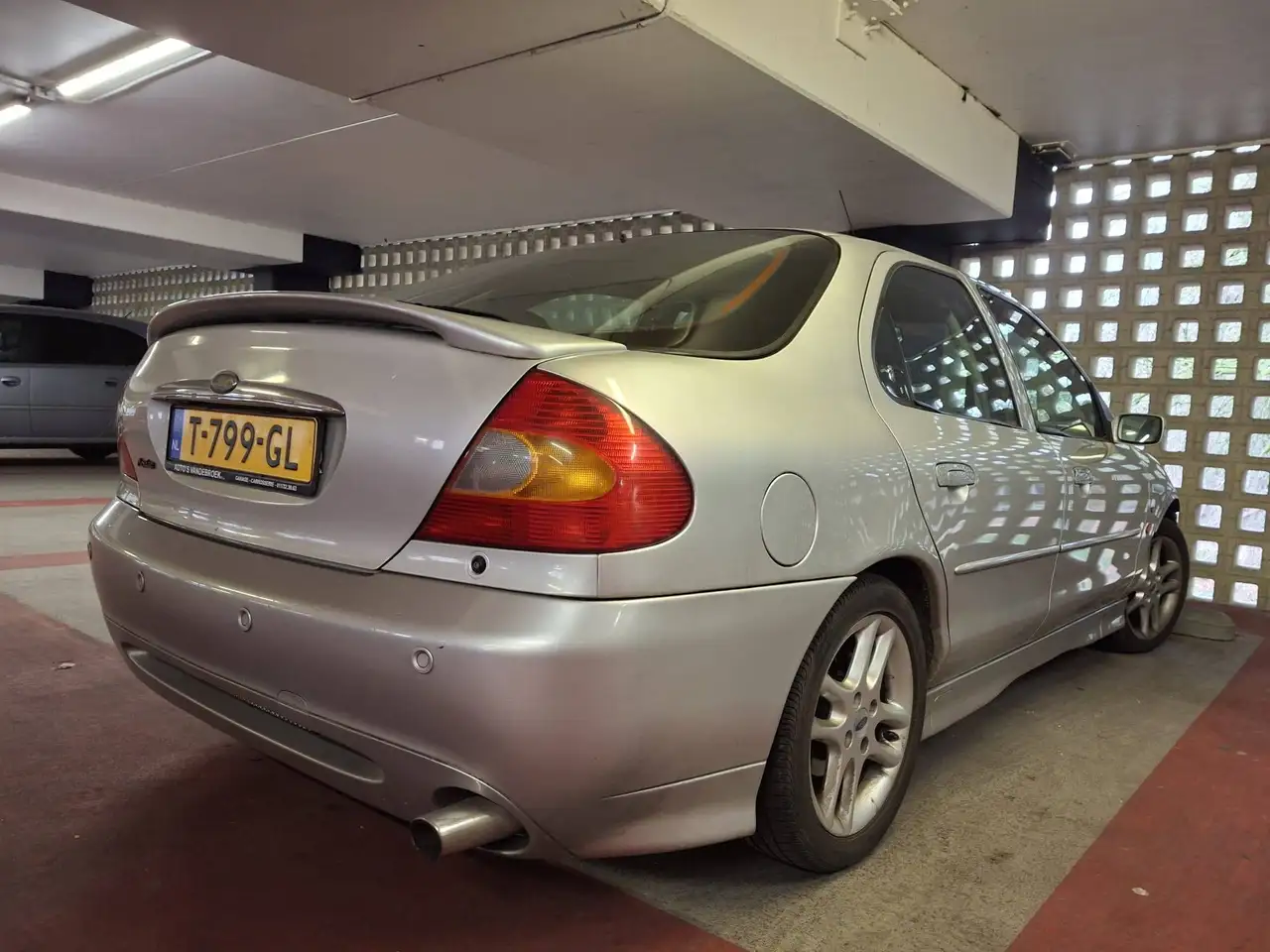 Ford Mondeo 2.5-24V V6 Ghia Exec, foto 8