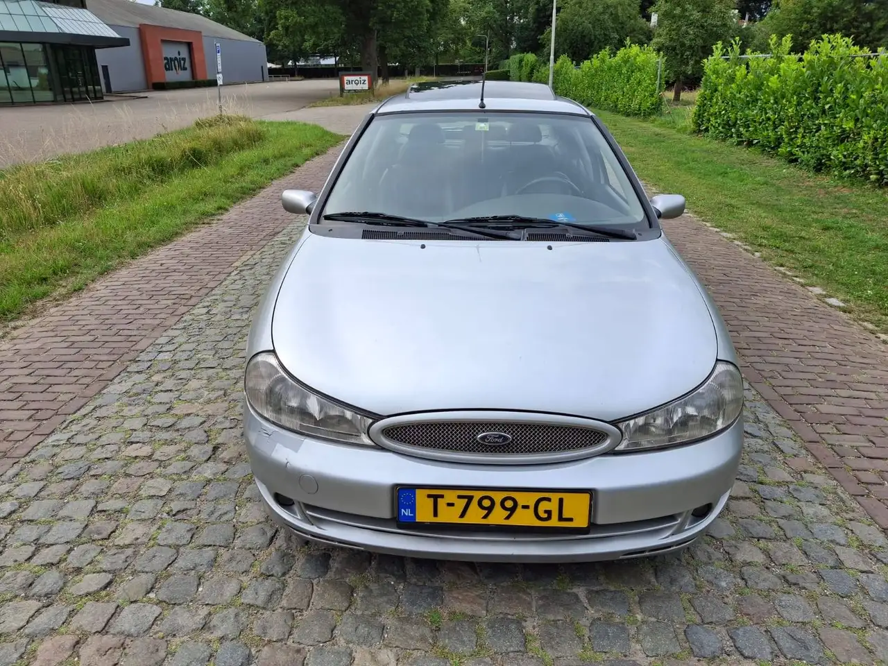 Ford Mondeo 2.5-24V V6 Ghia Exec, foto 12